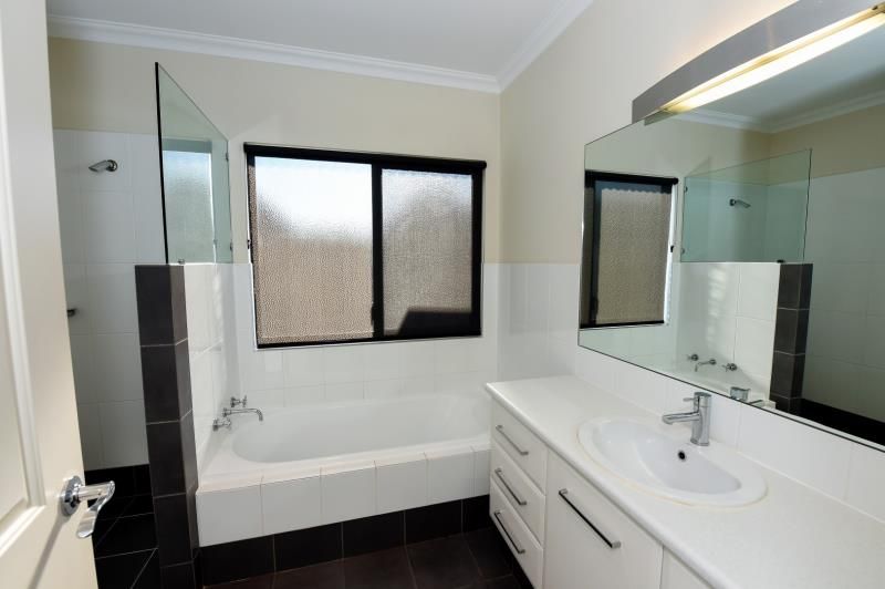 7 Nyumari Street, Baynton, WA 6714