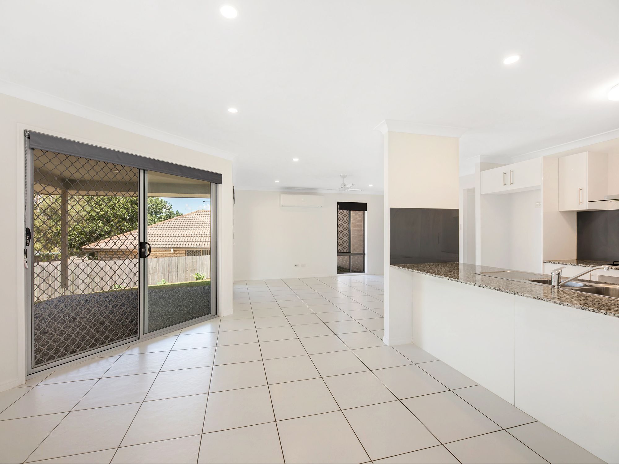 18 Brentwood Drive, Bundamba, QLD 4304
