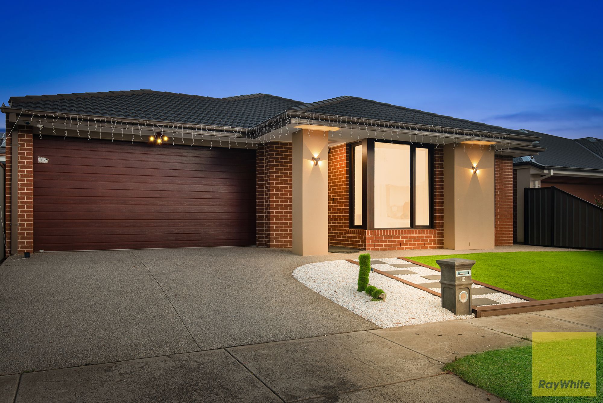 16 Sissinghurst Street, Truganina, VIC 3029