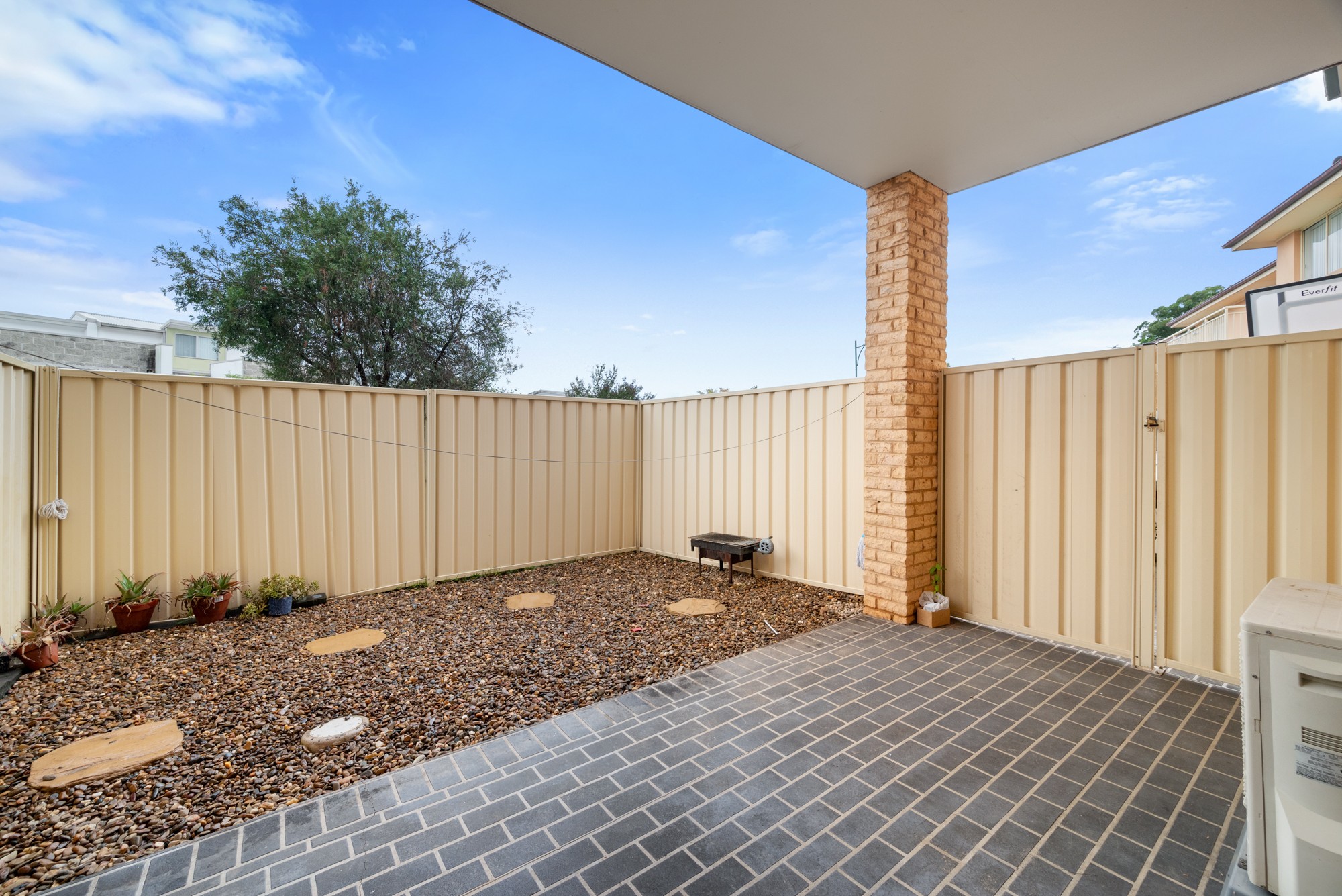 31/17 Poplar Crescent, Bradbury, NSW 2560