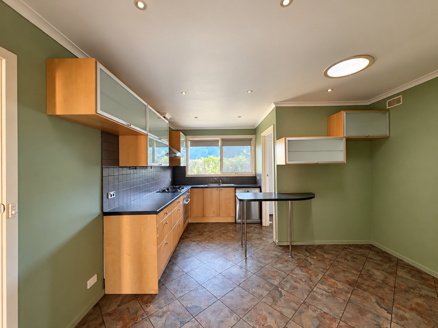 4/24 Whiton Street — photo 3 of 7
