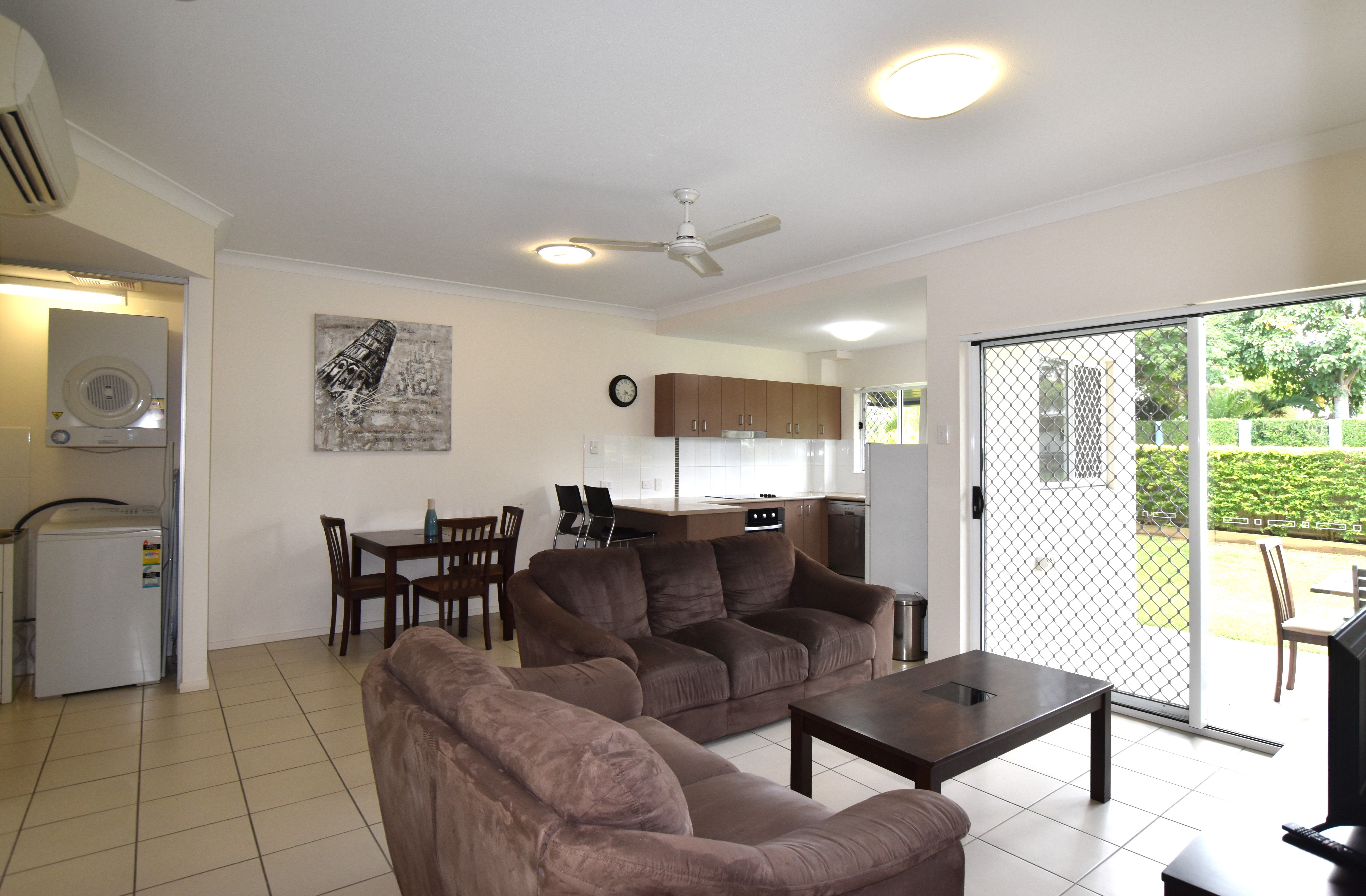 2/47-53 Barney Street, Barney Point, QLD 4680