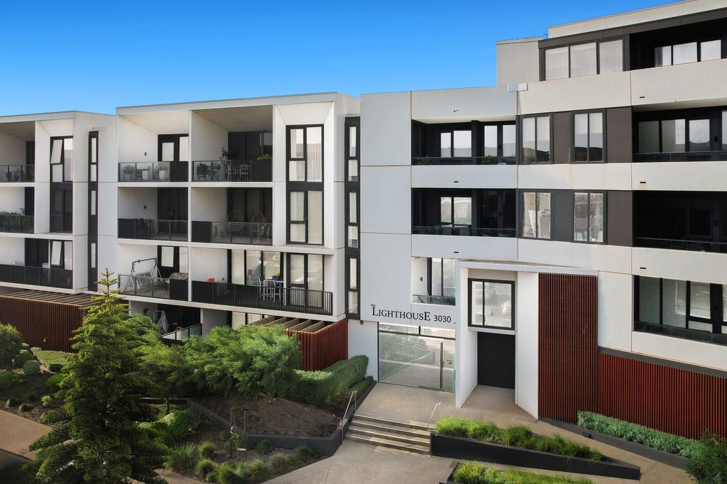 33 Quay Boulevard, Werribee South VIC 3030