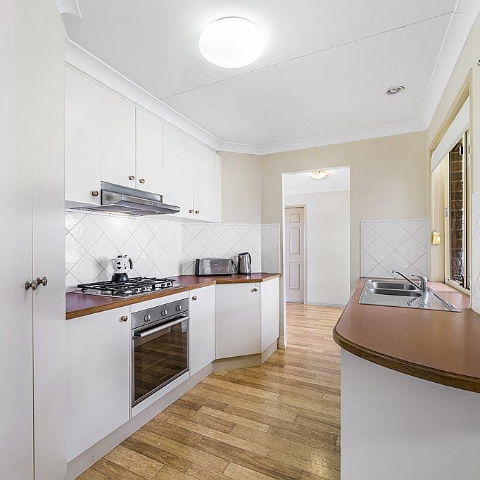 18 Weir Court, Harristown, QLD 4350