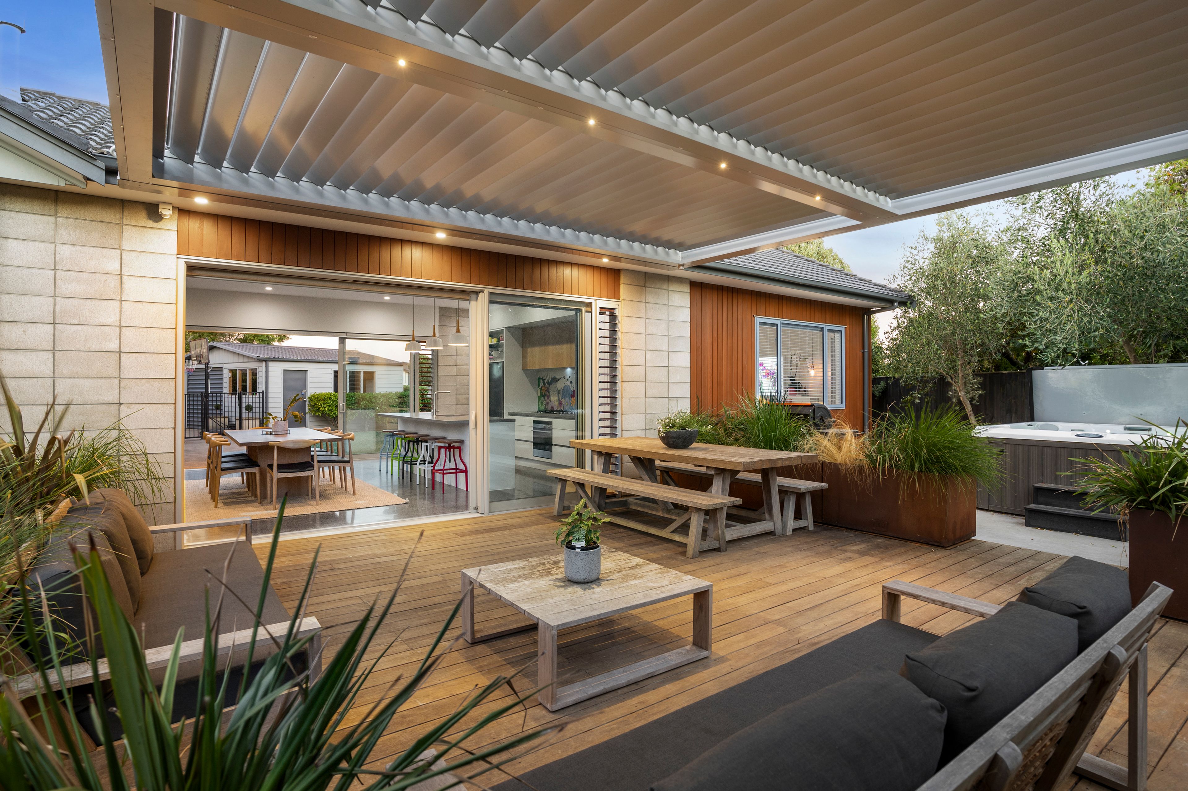 11 Nadine Place, Mangere Bridge, Manukau City