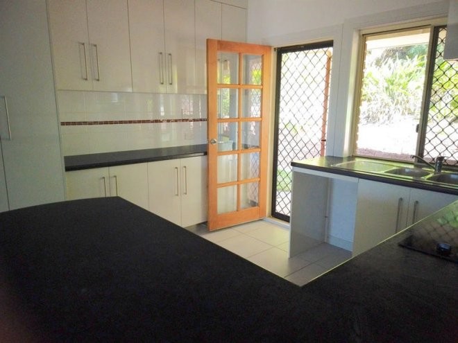 98-100 Pattison Street, Emu Park, QLD 4710