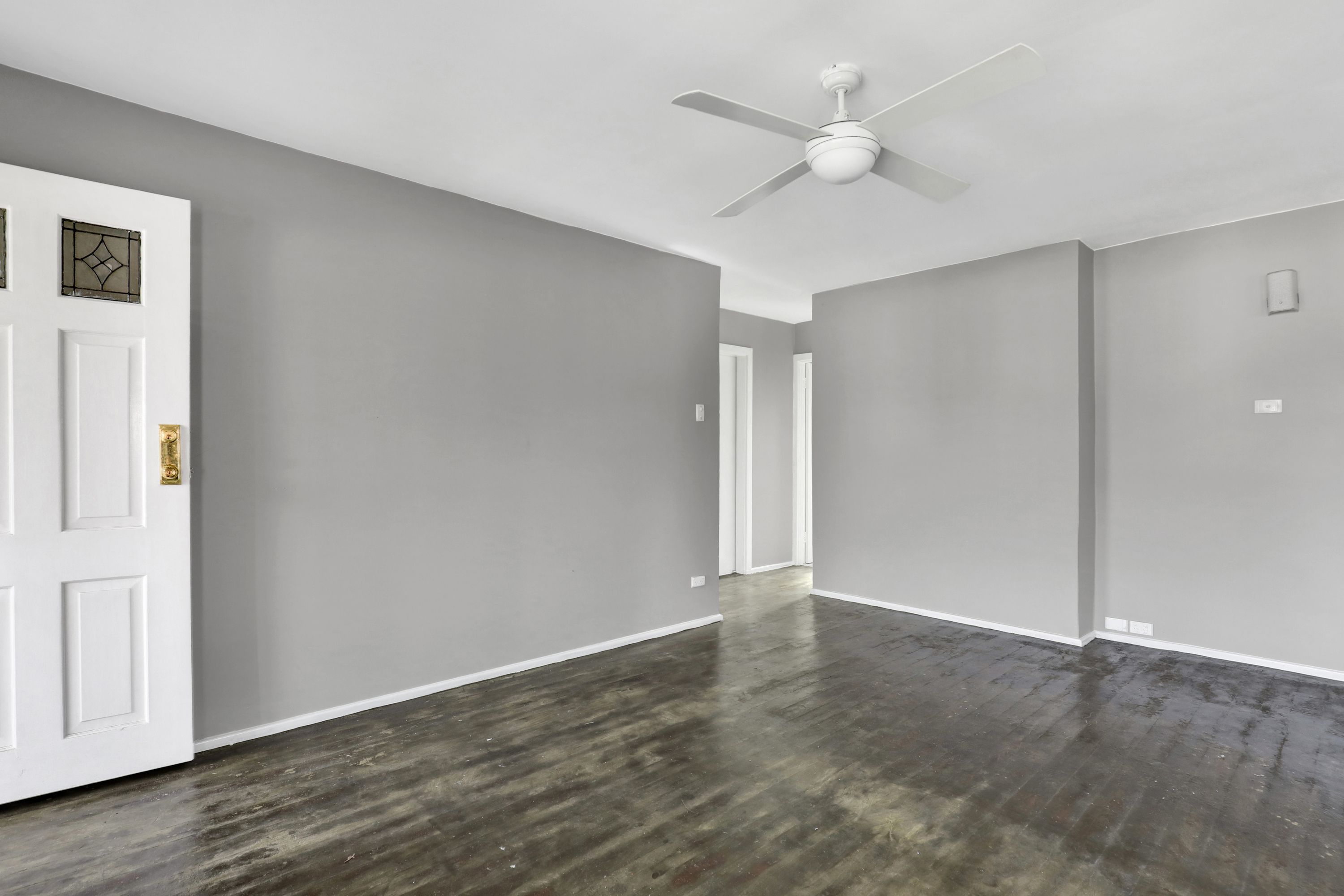21 Boyd Avenue — photo 8 of 13