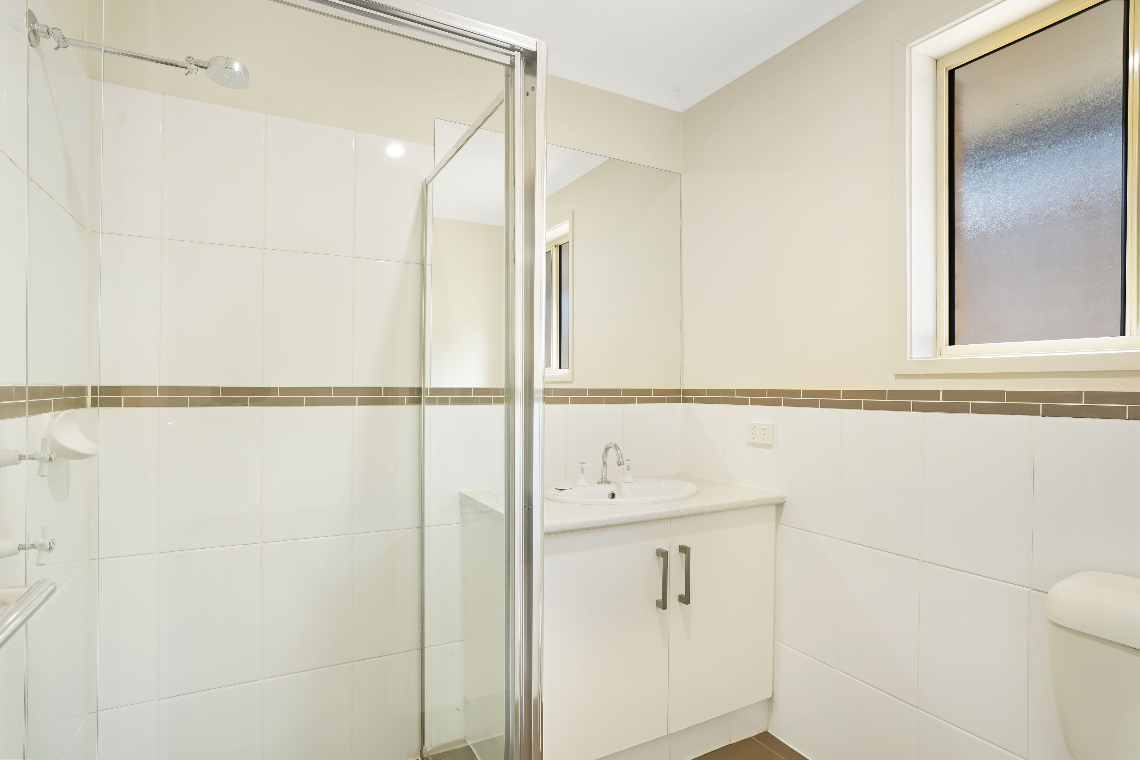 31 Mitchell Drive — photo 8 of 12