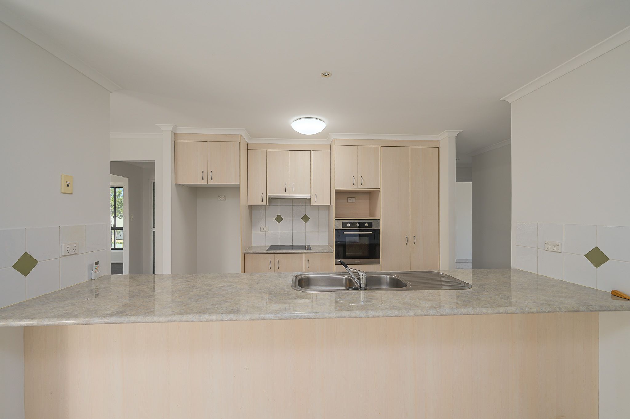 15 Bridgeman Place, New Auckland, QLD 4680