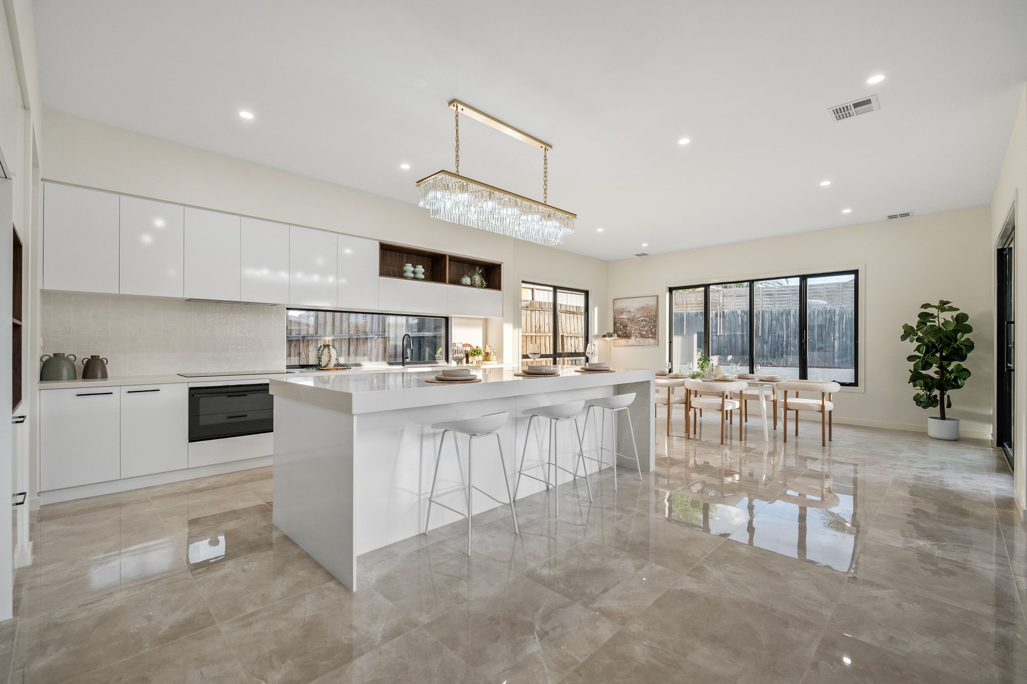 14 Moona Street — photo 7 of 30