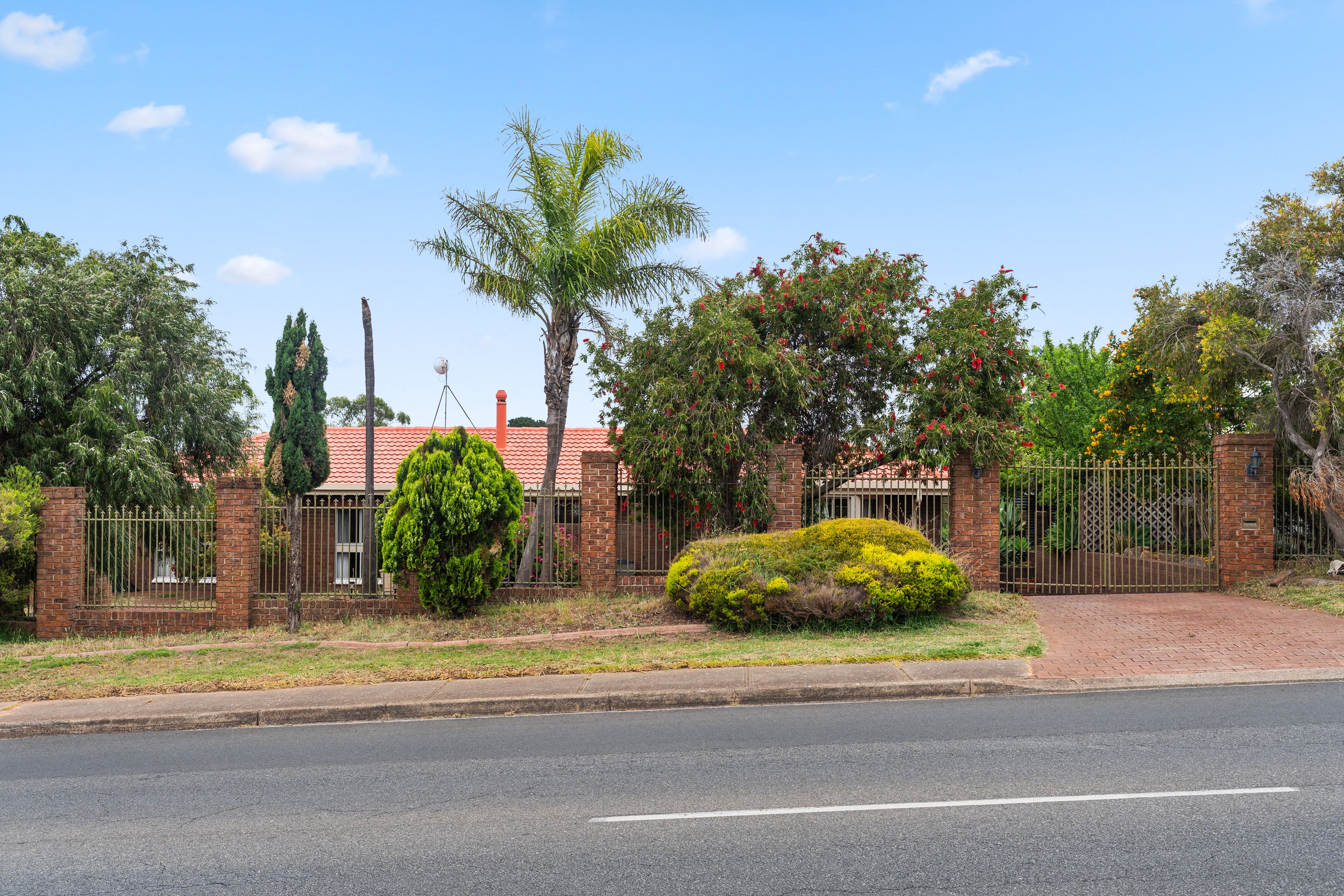 62 Young Street — photo from Ray White Grange