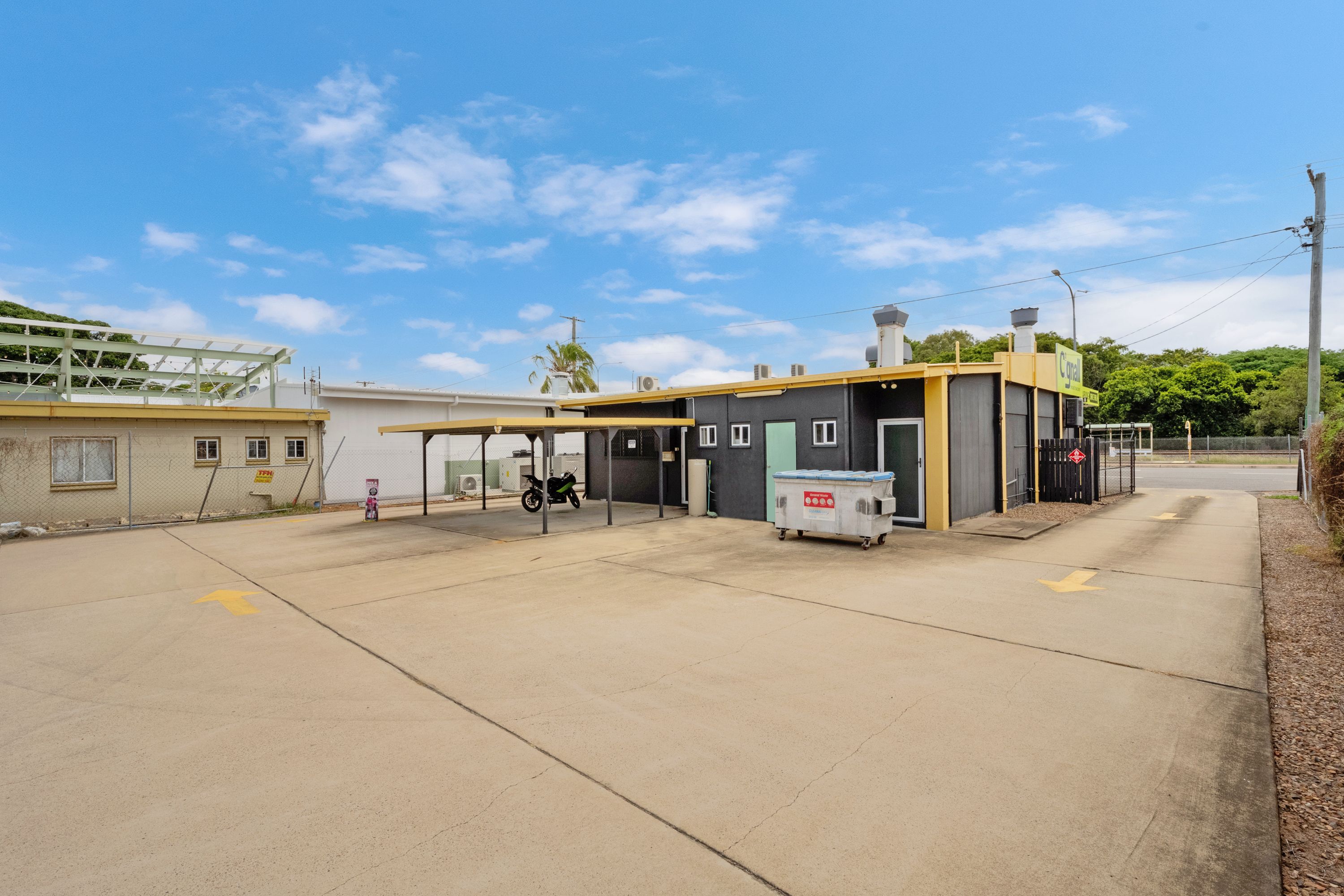 74 Abbott Street, Oonoonba, QLD 4811