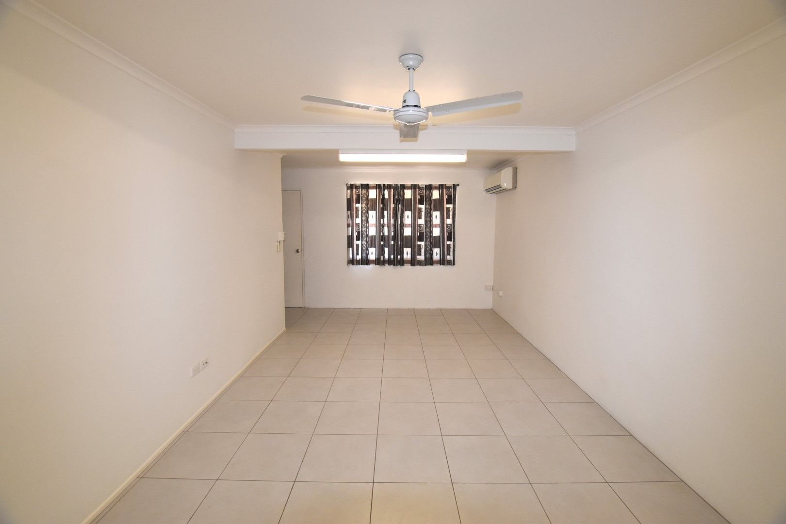 3/4 Ormonde Street, West Gladstone, QLD 4680