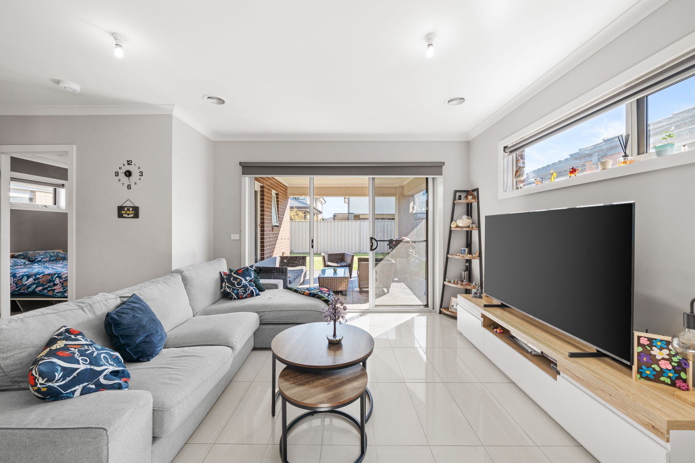 23 Naomi Street — photo 5 of 11