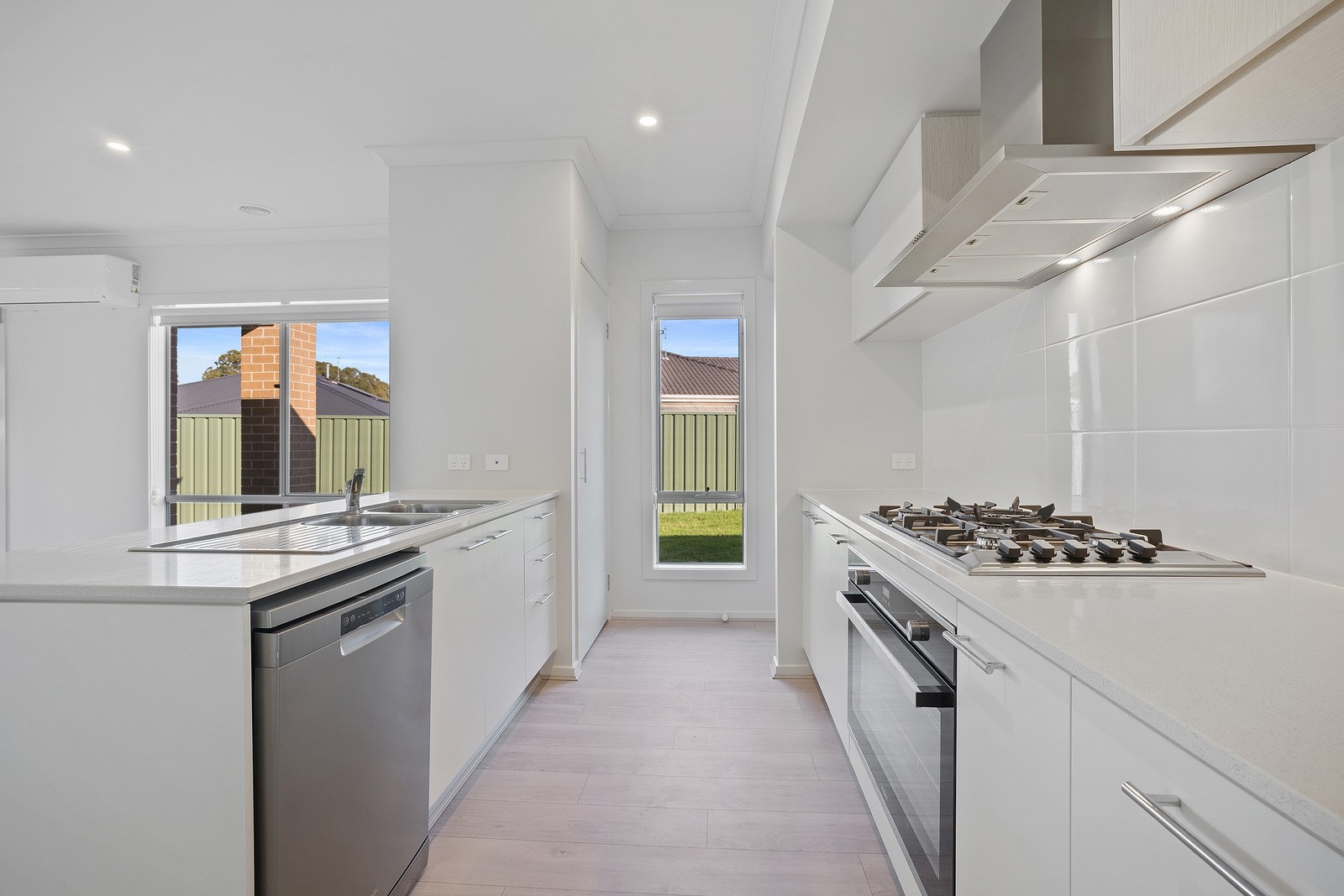 14/14 Wireless Street, Kangaroo Flat, VIC 3555