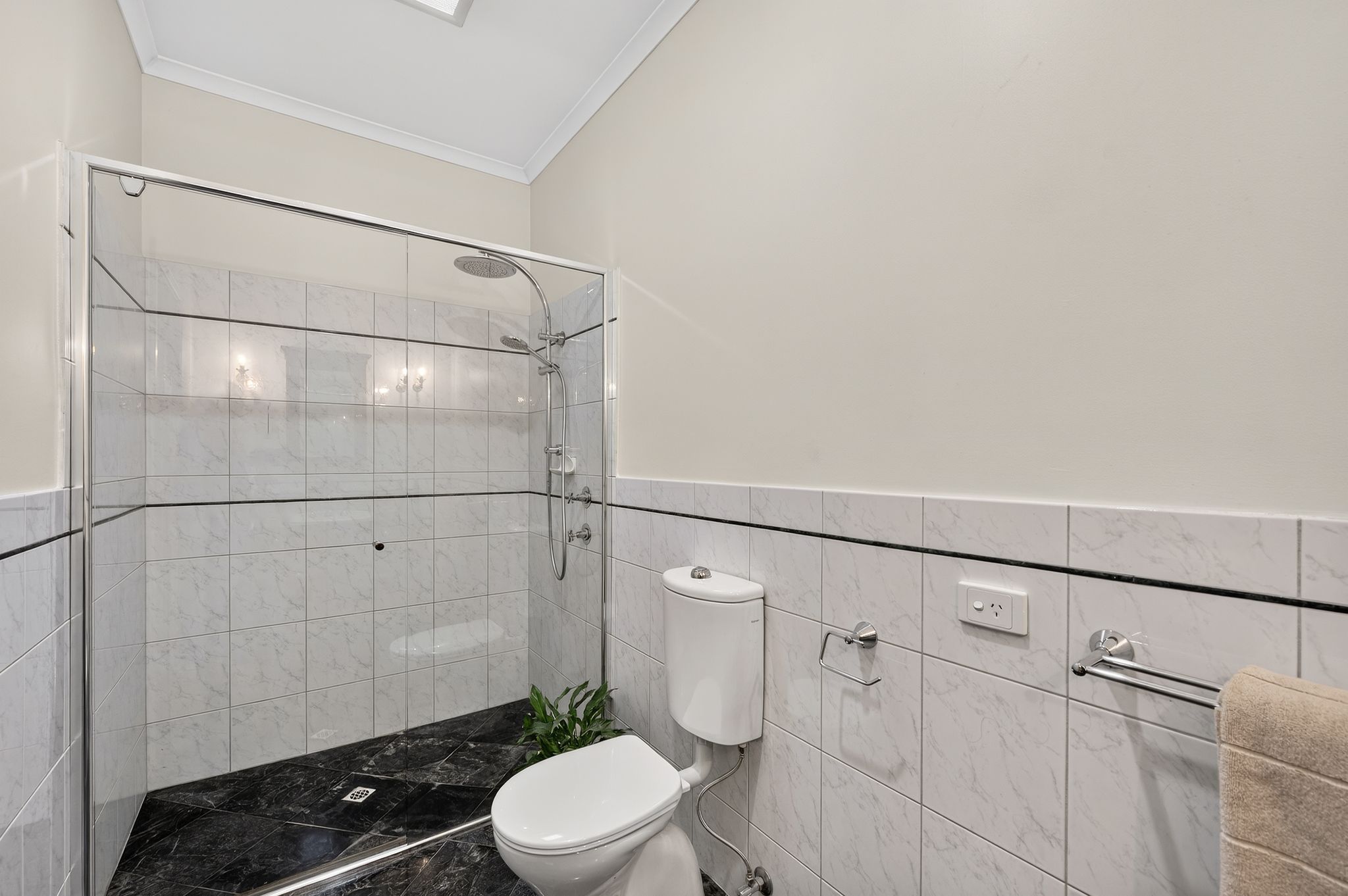 18 Vernon Street — photo 20 of 29