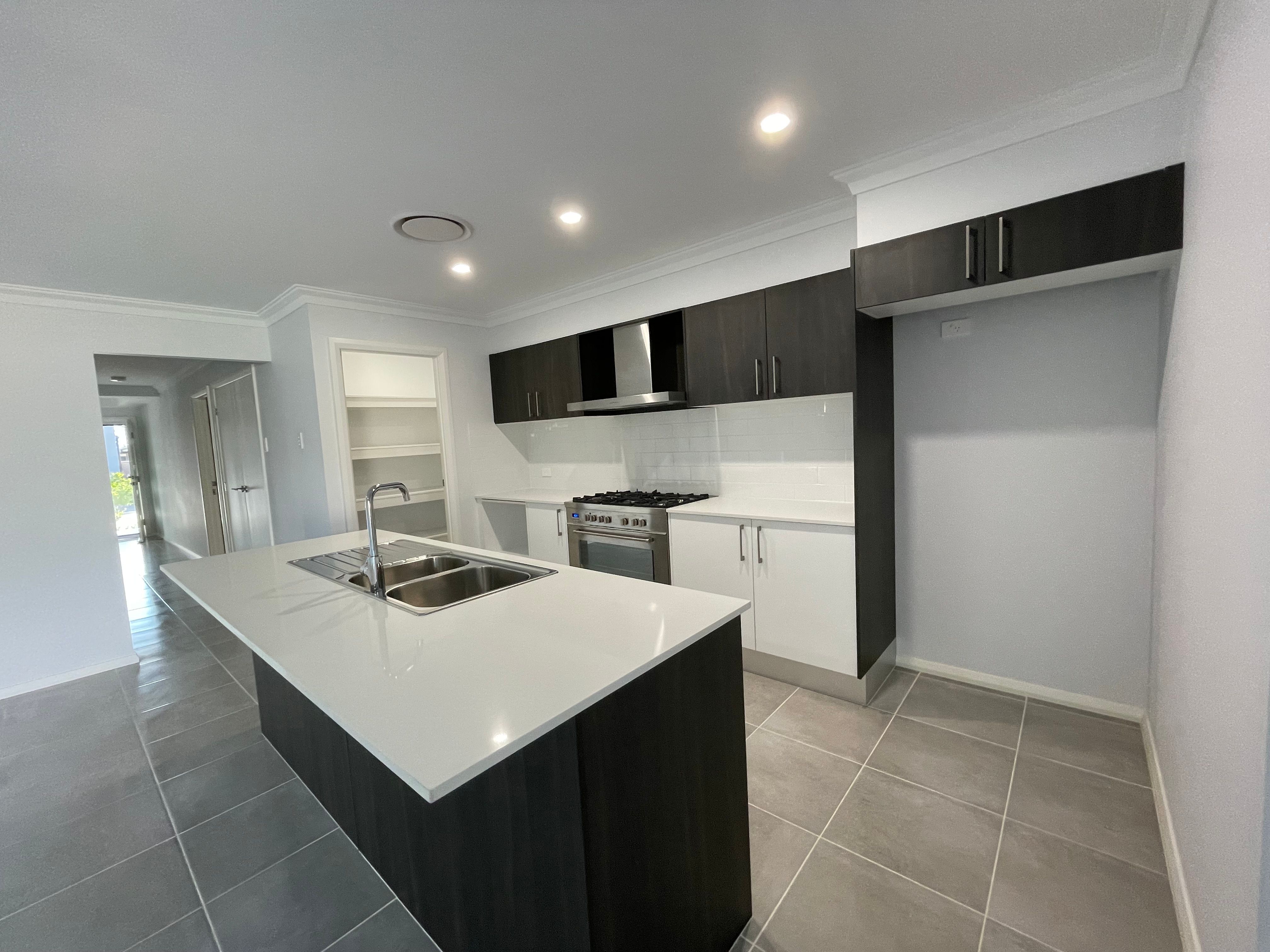 11 Wattle Street, Spring Farm, NSW 2570