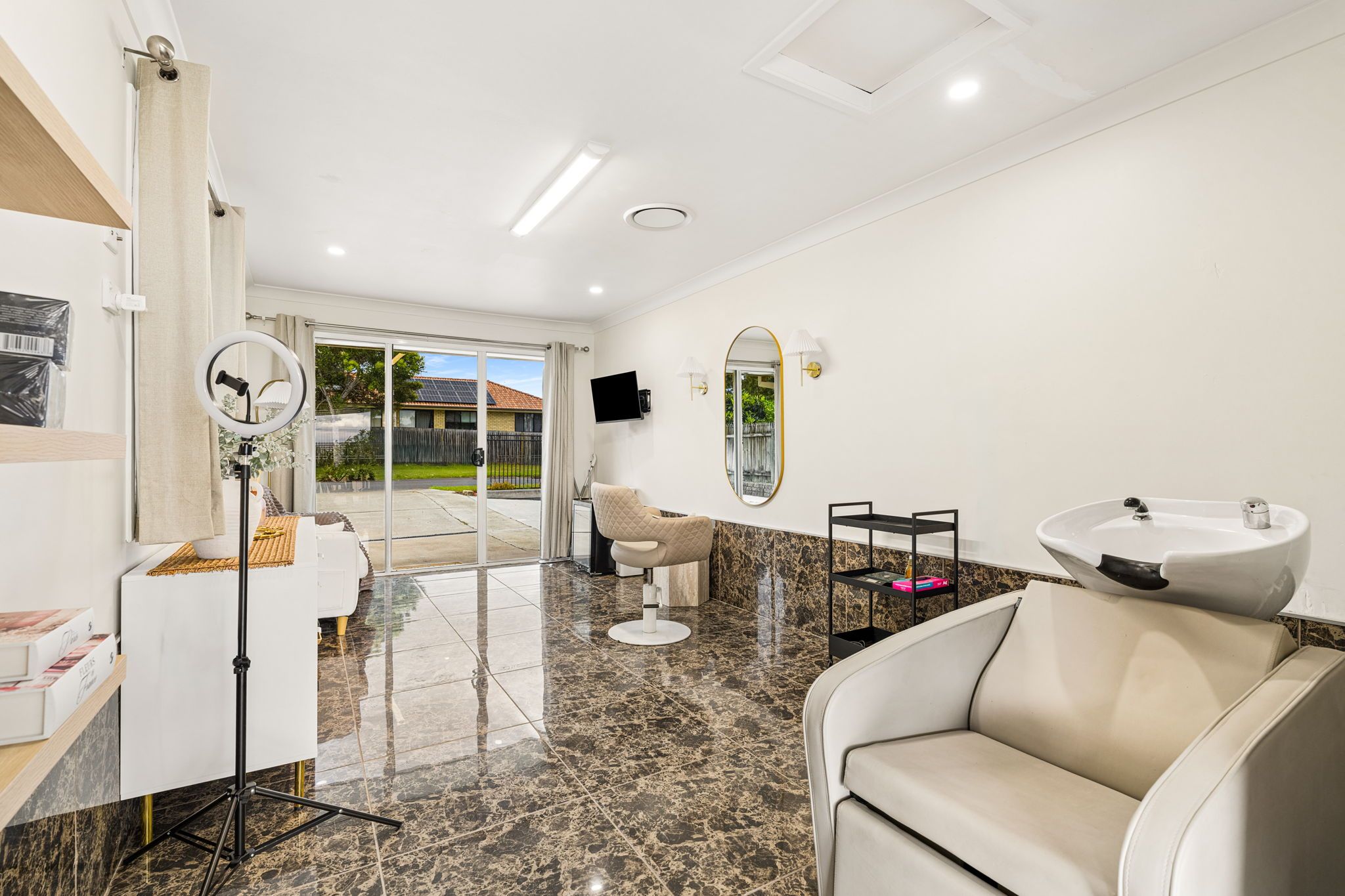 9 Ainslie Street — photo 16 of 22