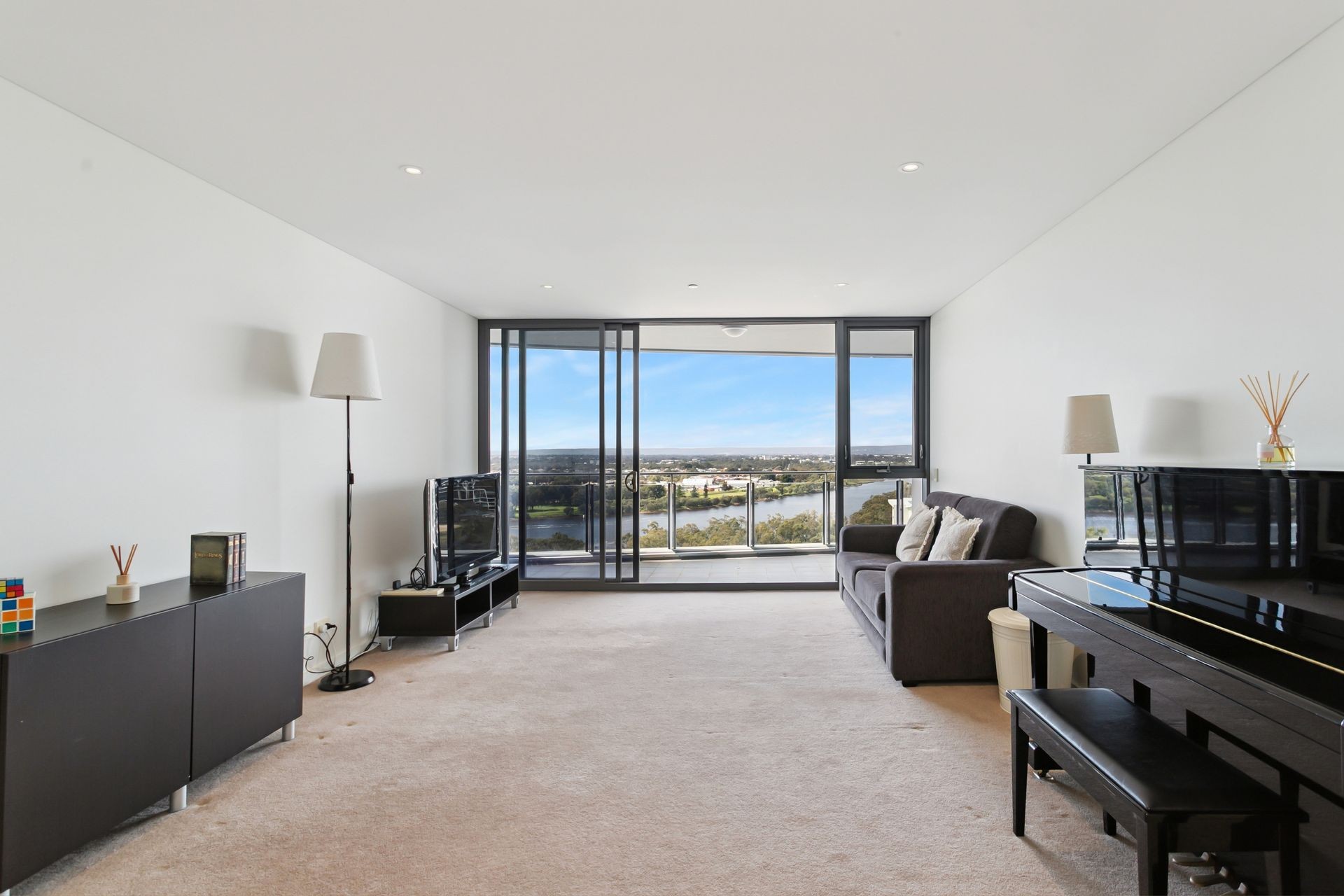 1506/96 Bow River Crescent, Burswood, WA 6100