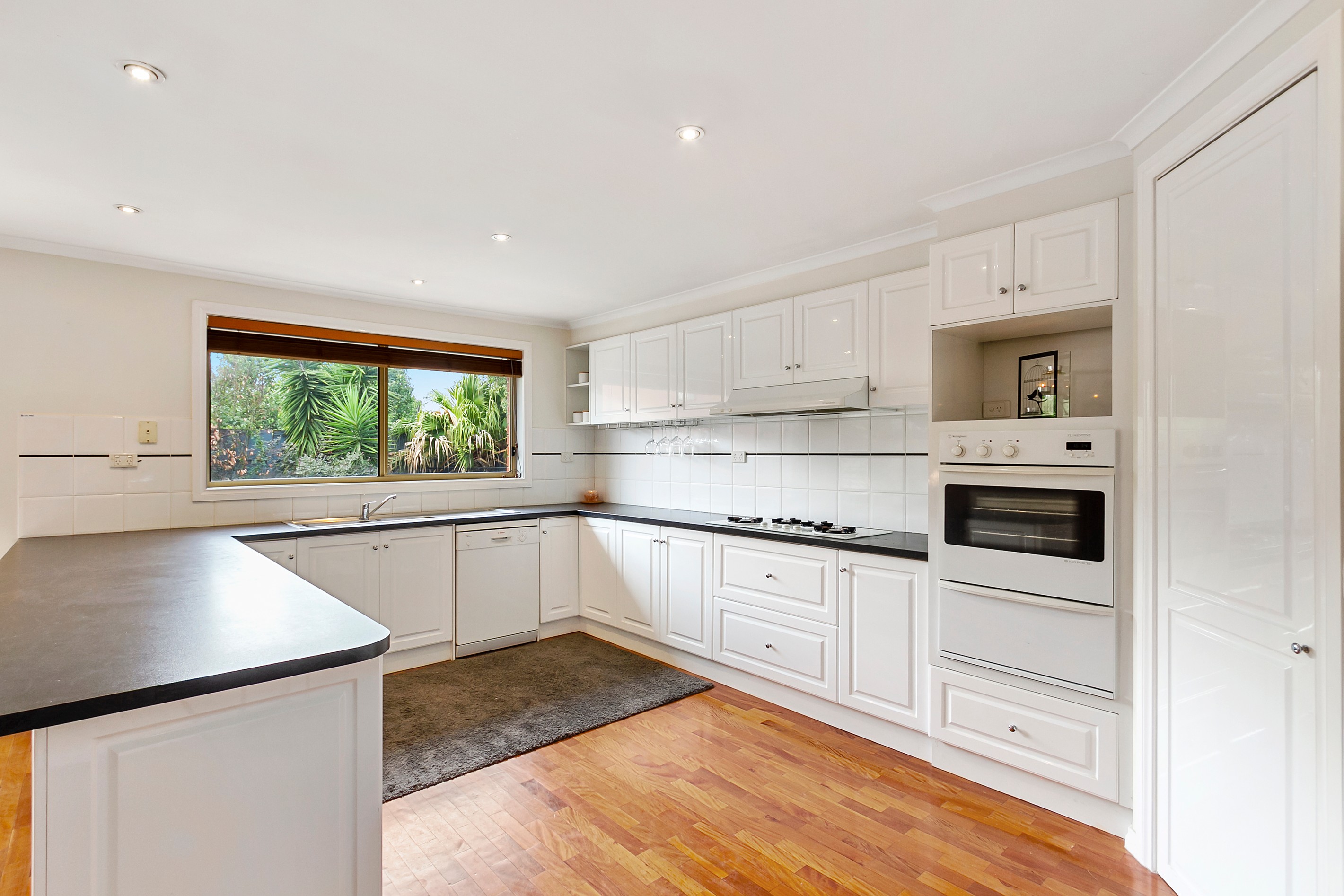 13 MacGregor Court, Rowville, VIC 3178