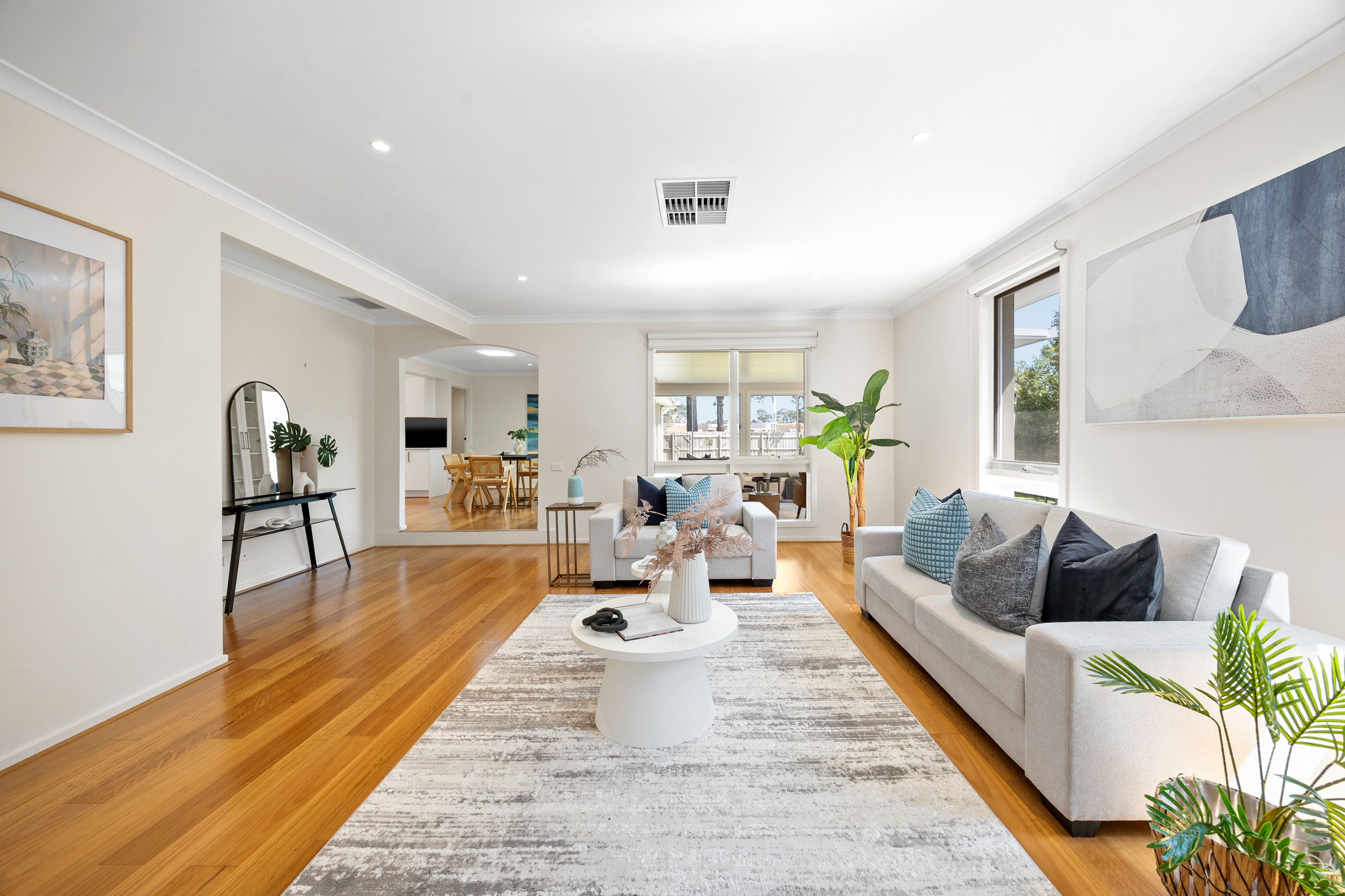 4 The Close, Scoresby, VIC 3179