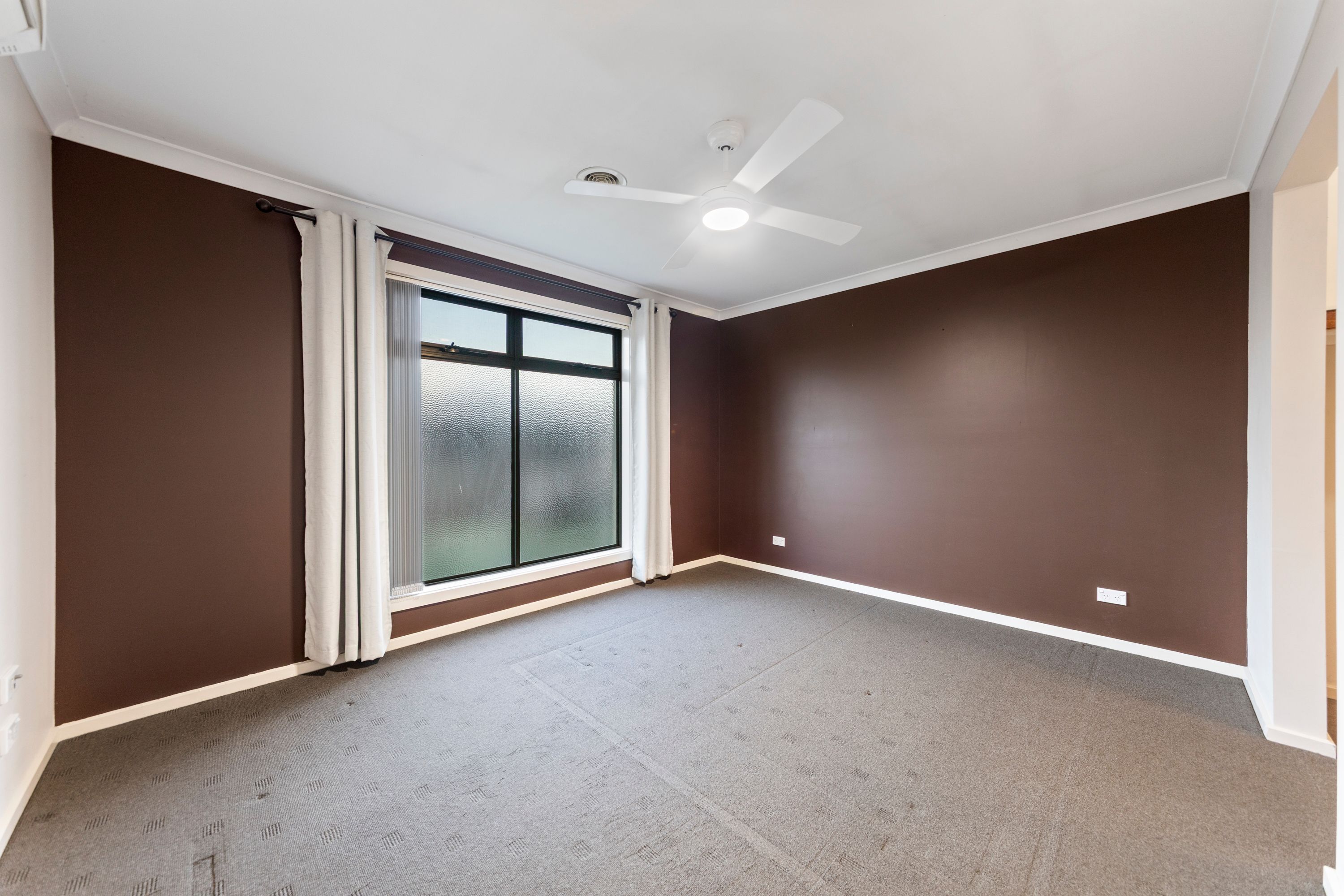 8 Bluestone Street — photo 10 of 28