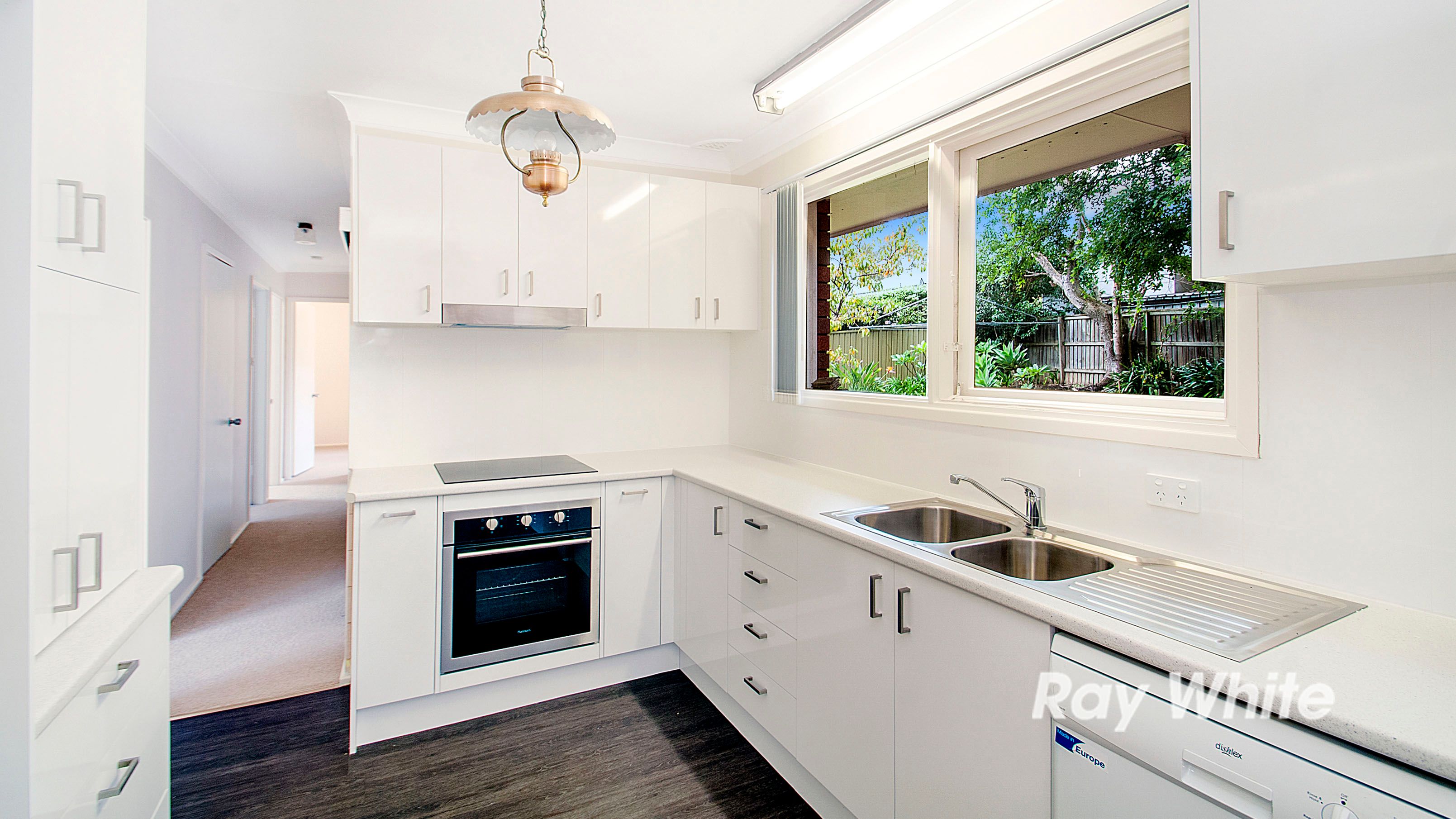 11 Stewart Drive, Castle Hill, NSW 2154