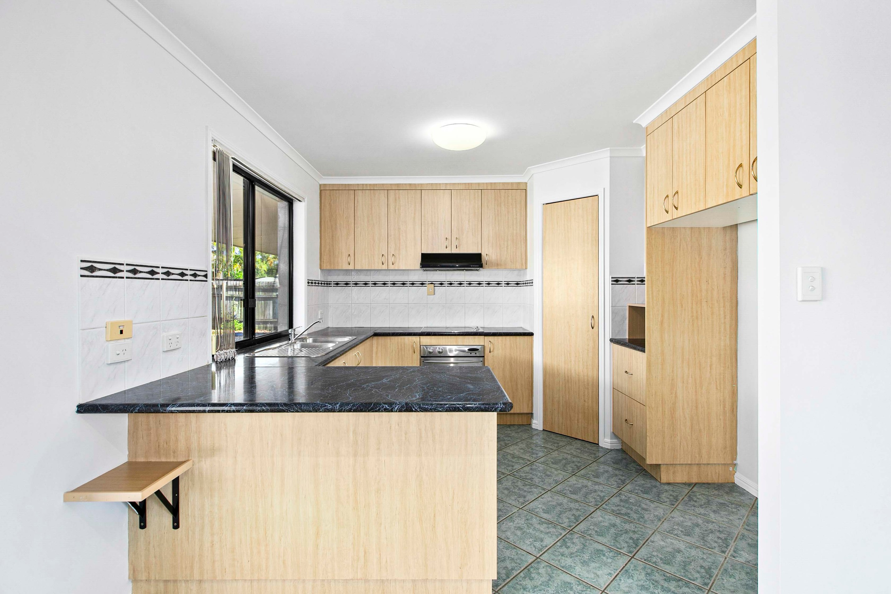 32 Philip Street, Howard, QLD 4659