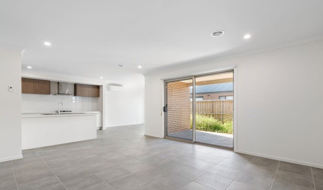 28 Volley Street — photo 4 of 8