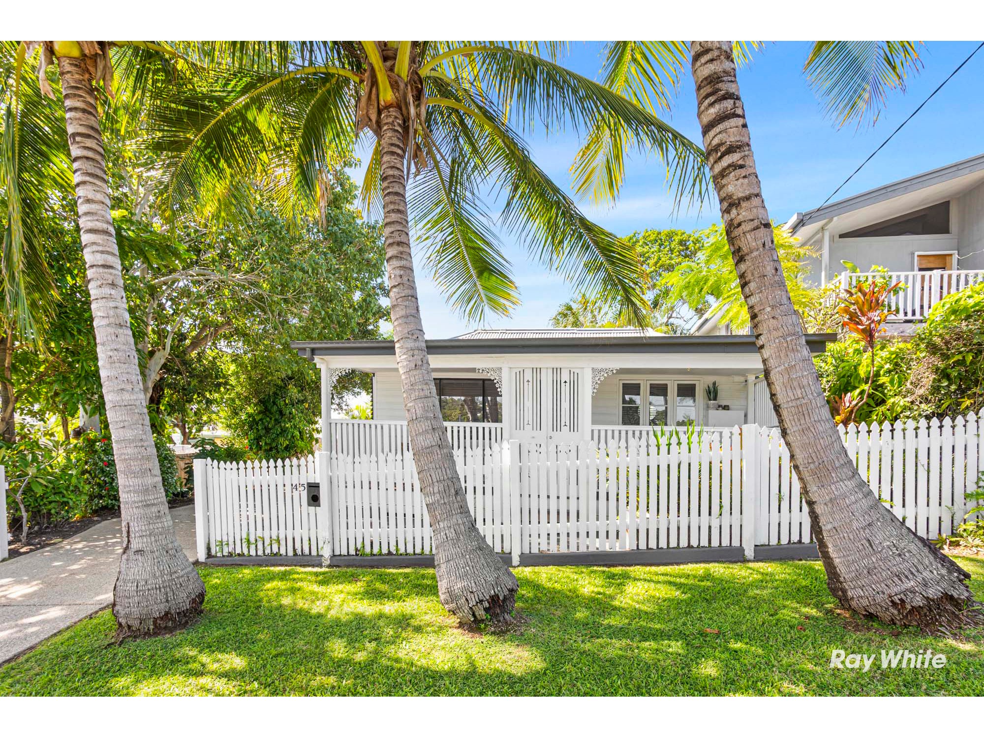 45 Pandanus Street, Cooee Bay, QLD 4703
