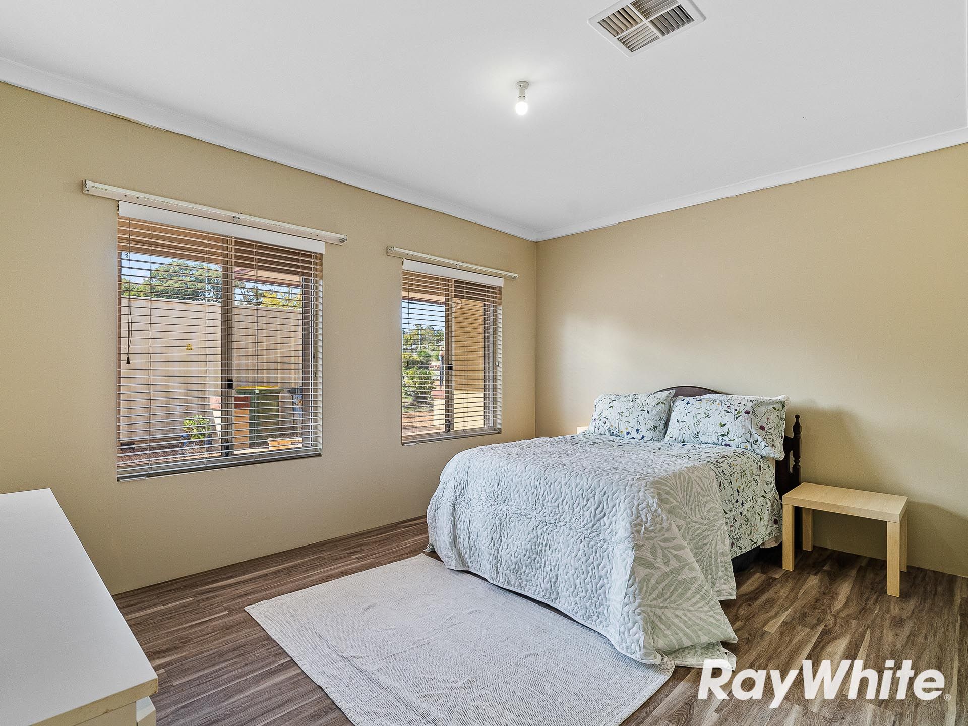 107 South Western Highway — photo 16 of 22