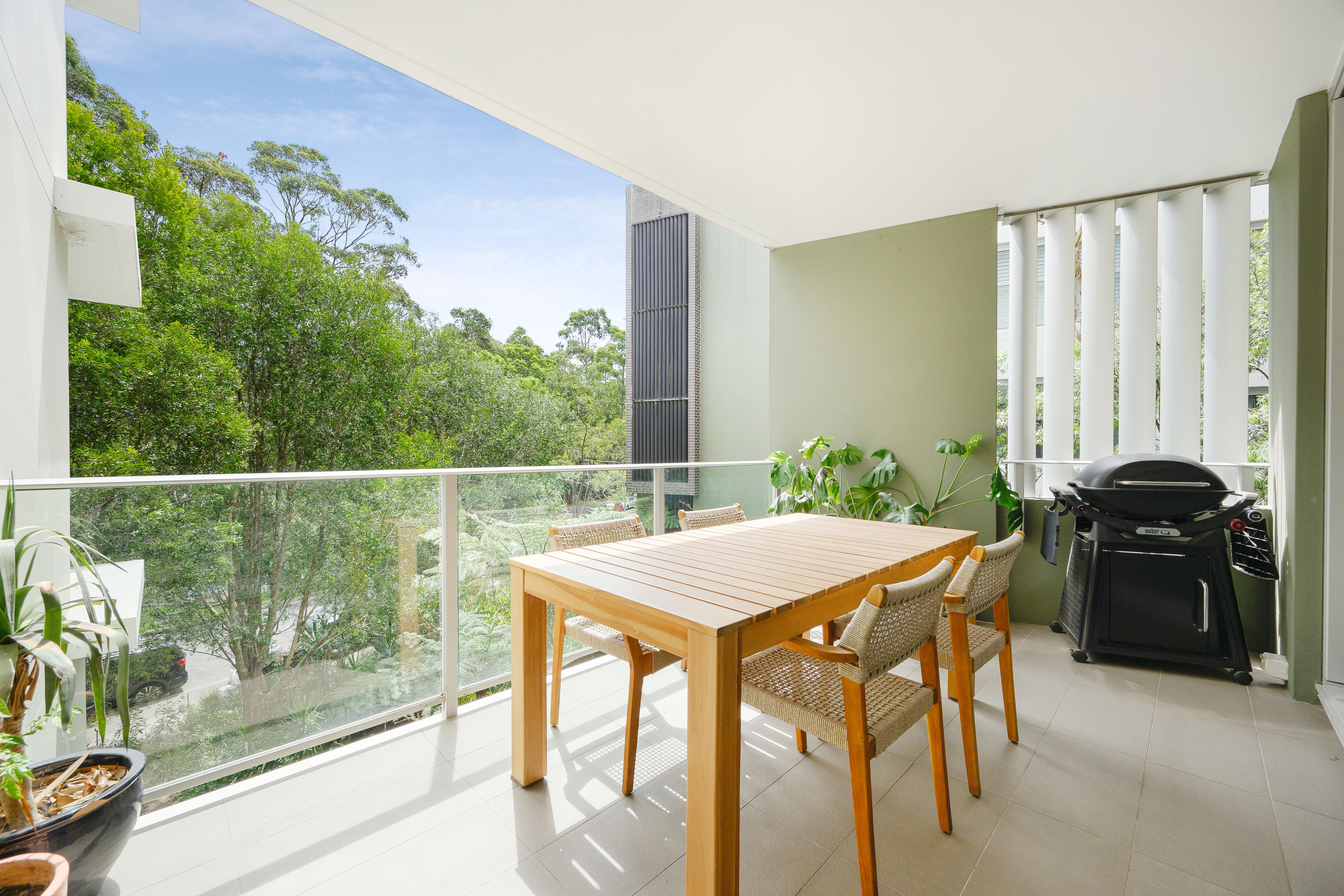 313/12 Duntroon Avenue — photo from Ray White Lower North Shore (Mosman)