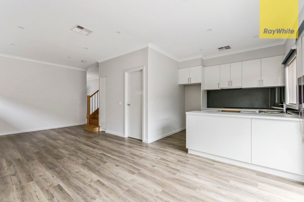2/30 Dorset Road, Ferntree Gully, VIC 3156