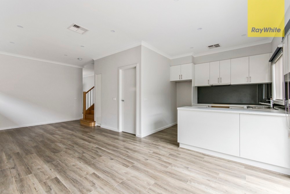 2/30 Dorset Road, Ferntree Gully, VIC 3156