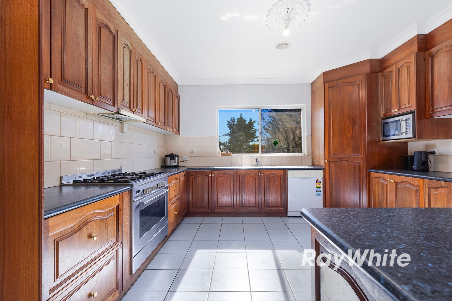 1 Winbi Avenue — photo 8 of 27
