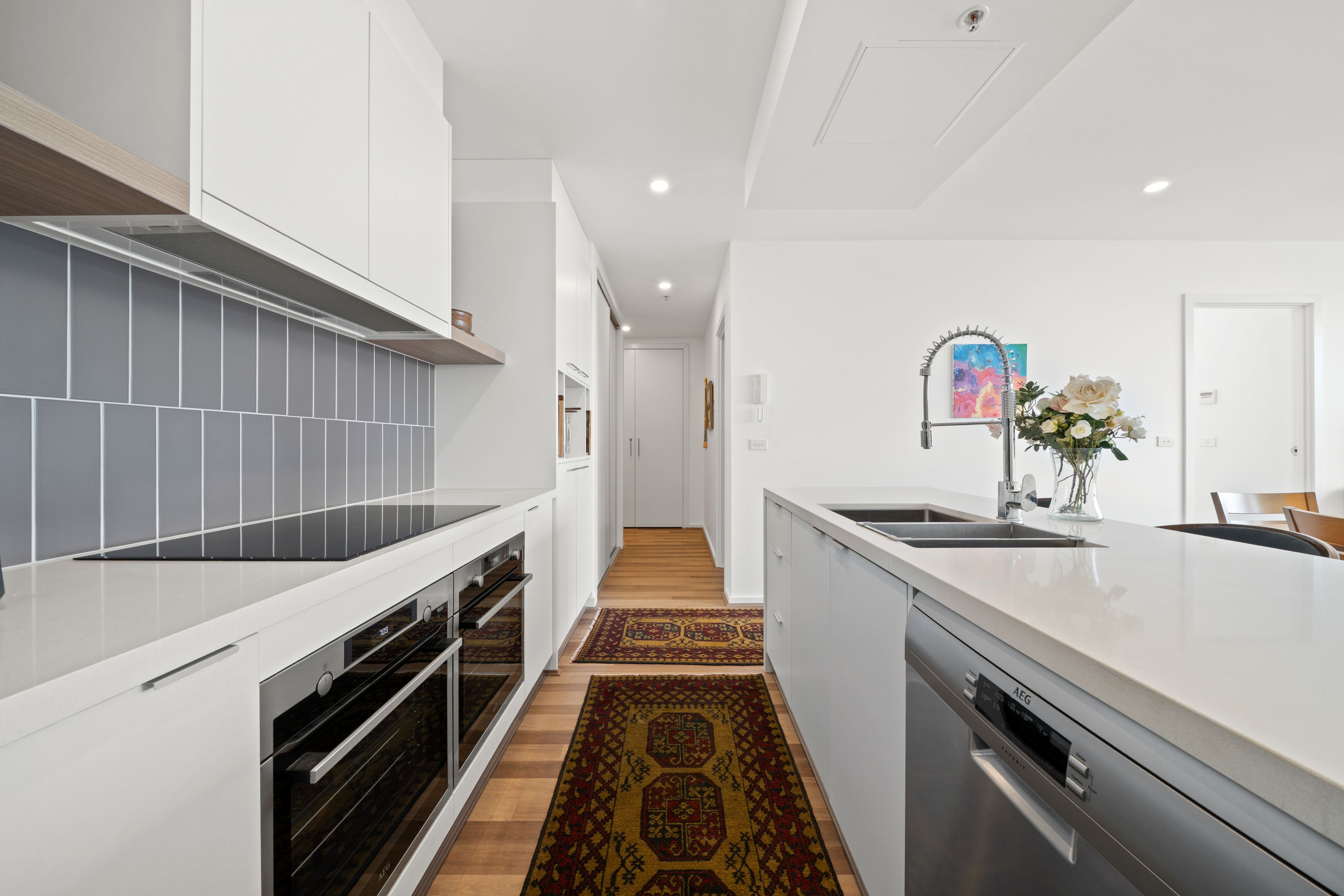 1009/2 Gribble Street — photo 6 of 30