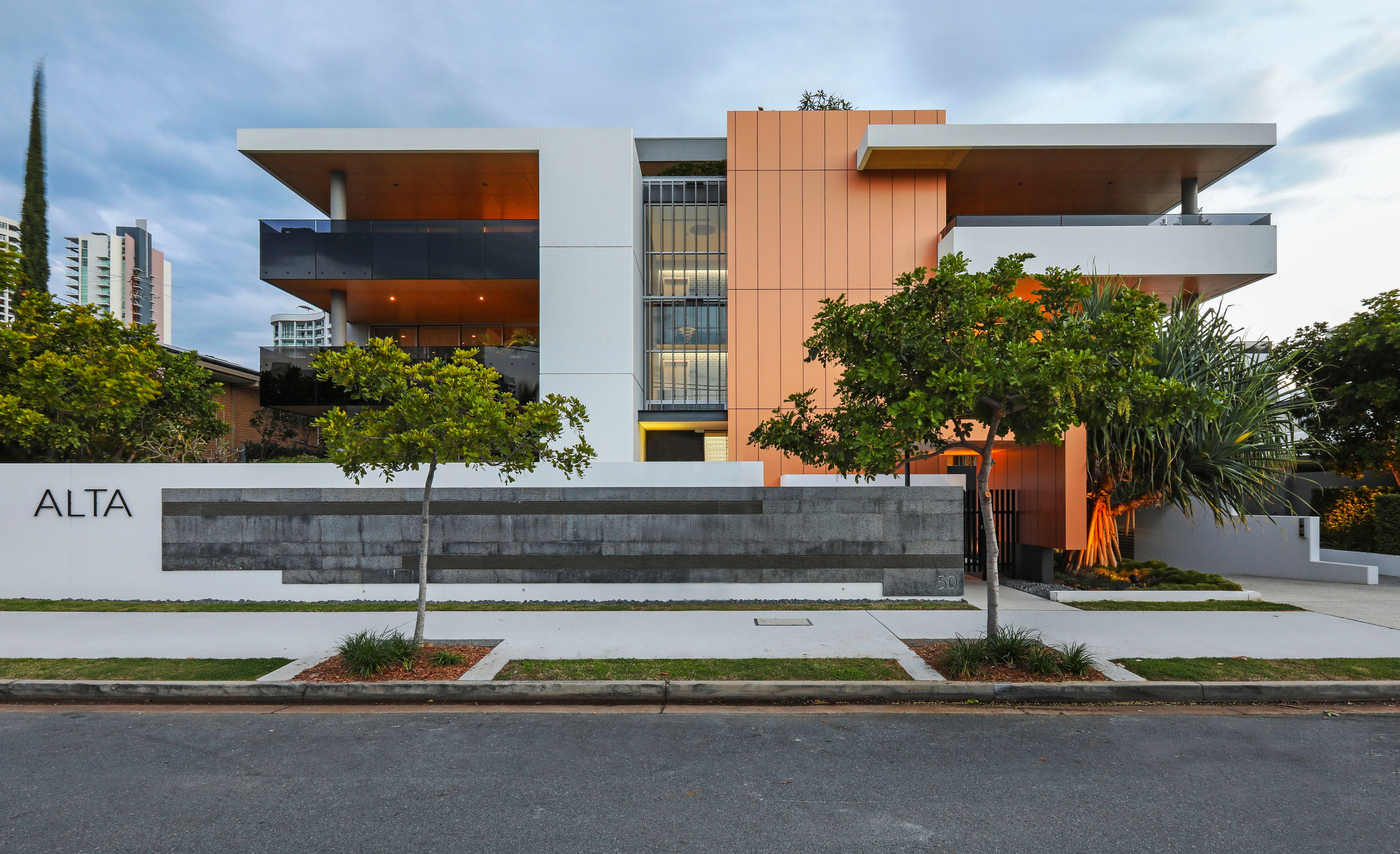 202/48-50 Woodroffe Avenue, Main Beach, QLD 4217