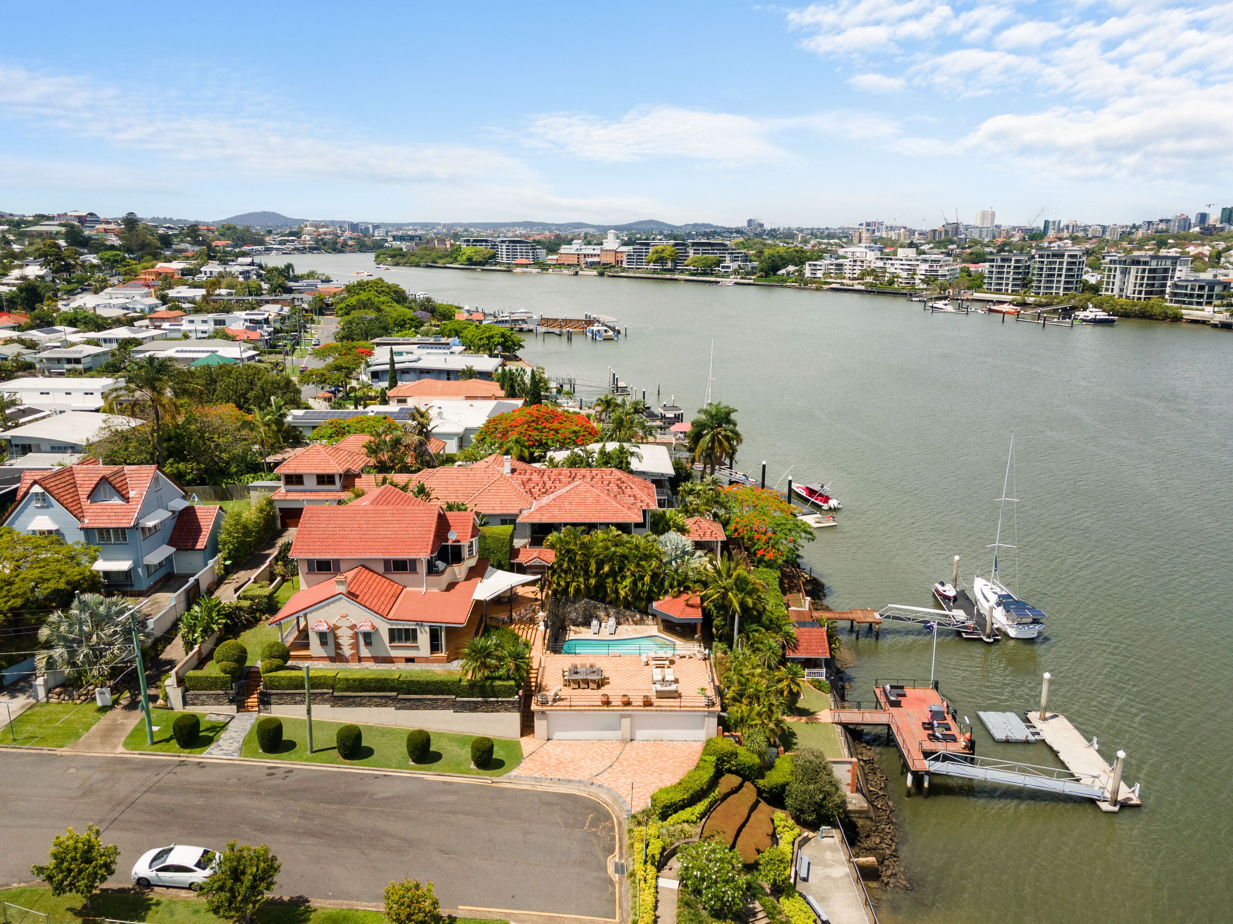 186 Barton Road, Hawthorne, QLD 4171
