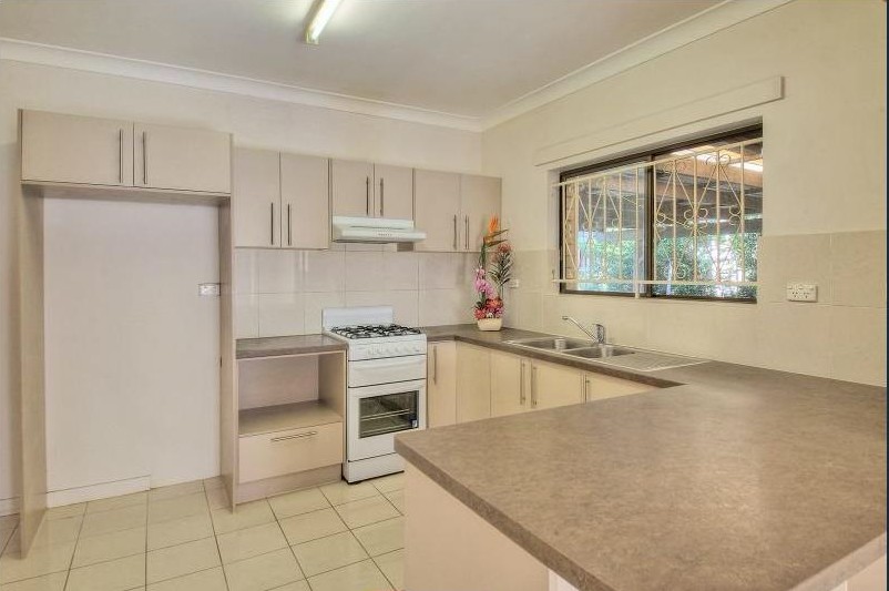 220 Mains Road, Sunnybank, QLD 4109