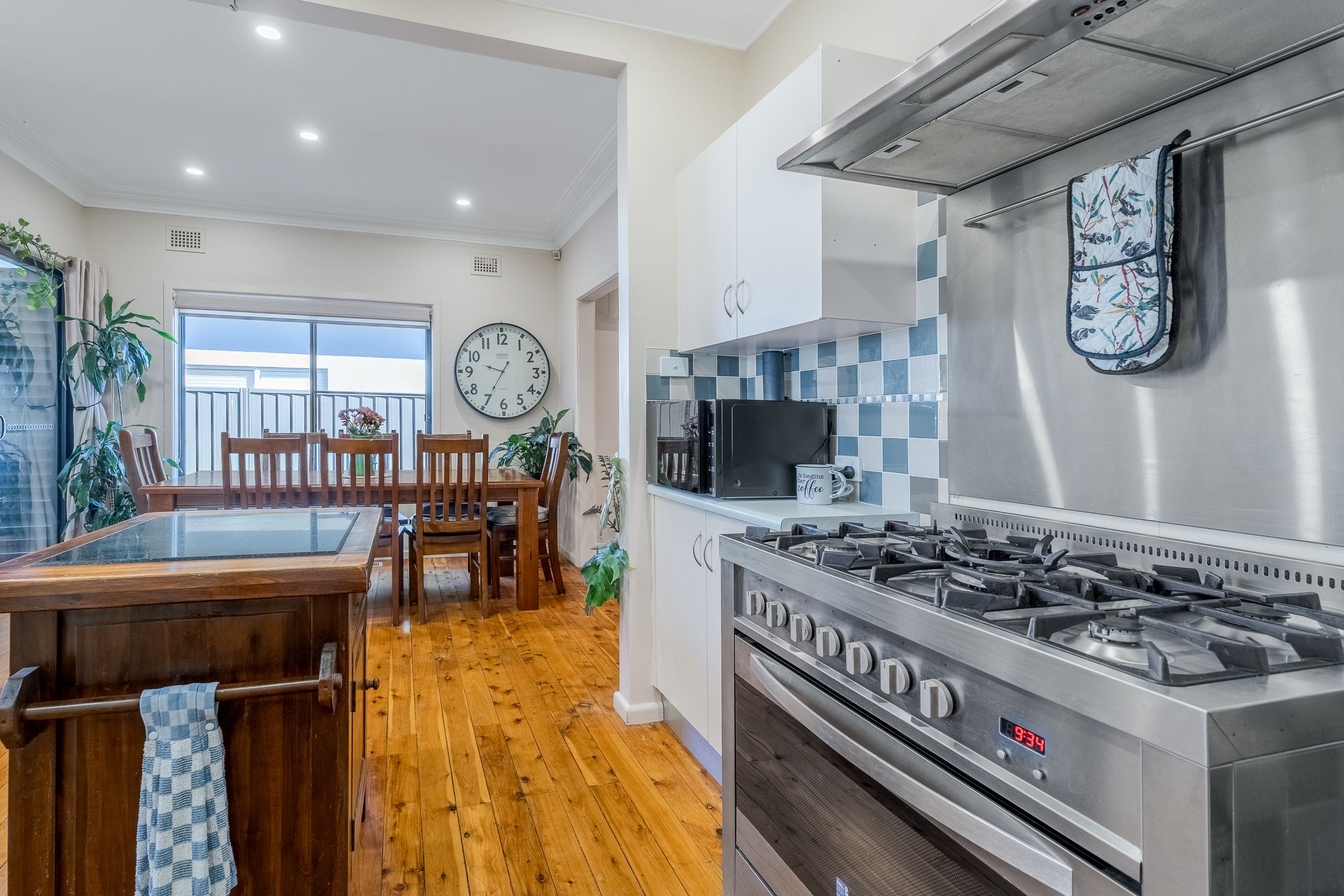 21 Laughton Street — photo 9 of 19