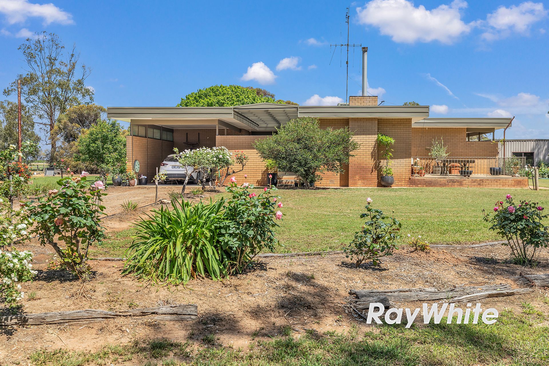 87 Hall Road — photo 4 of 30