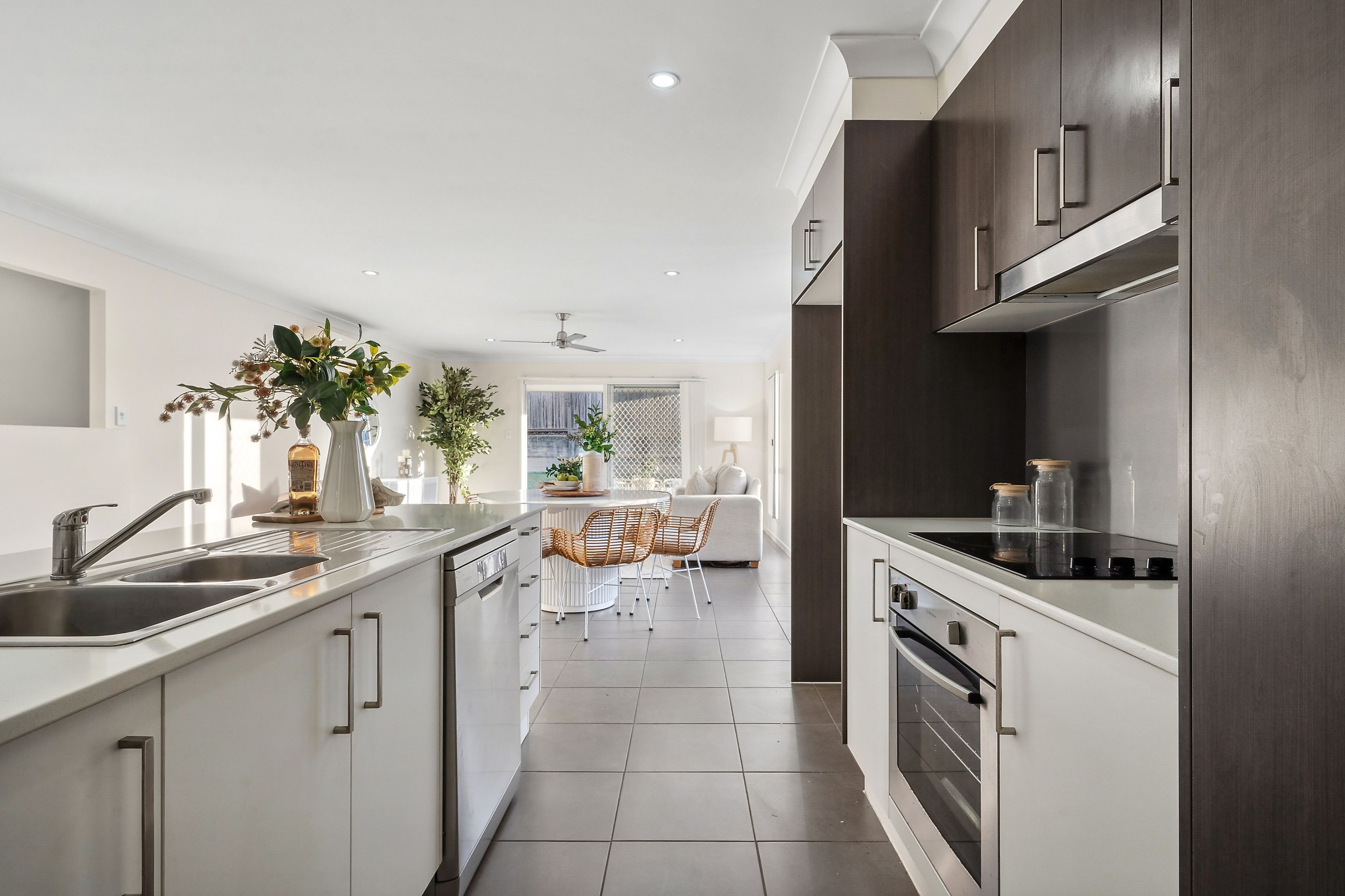17 Wagtail Street, Upper Kedron, QLD 4055