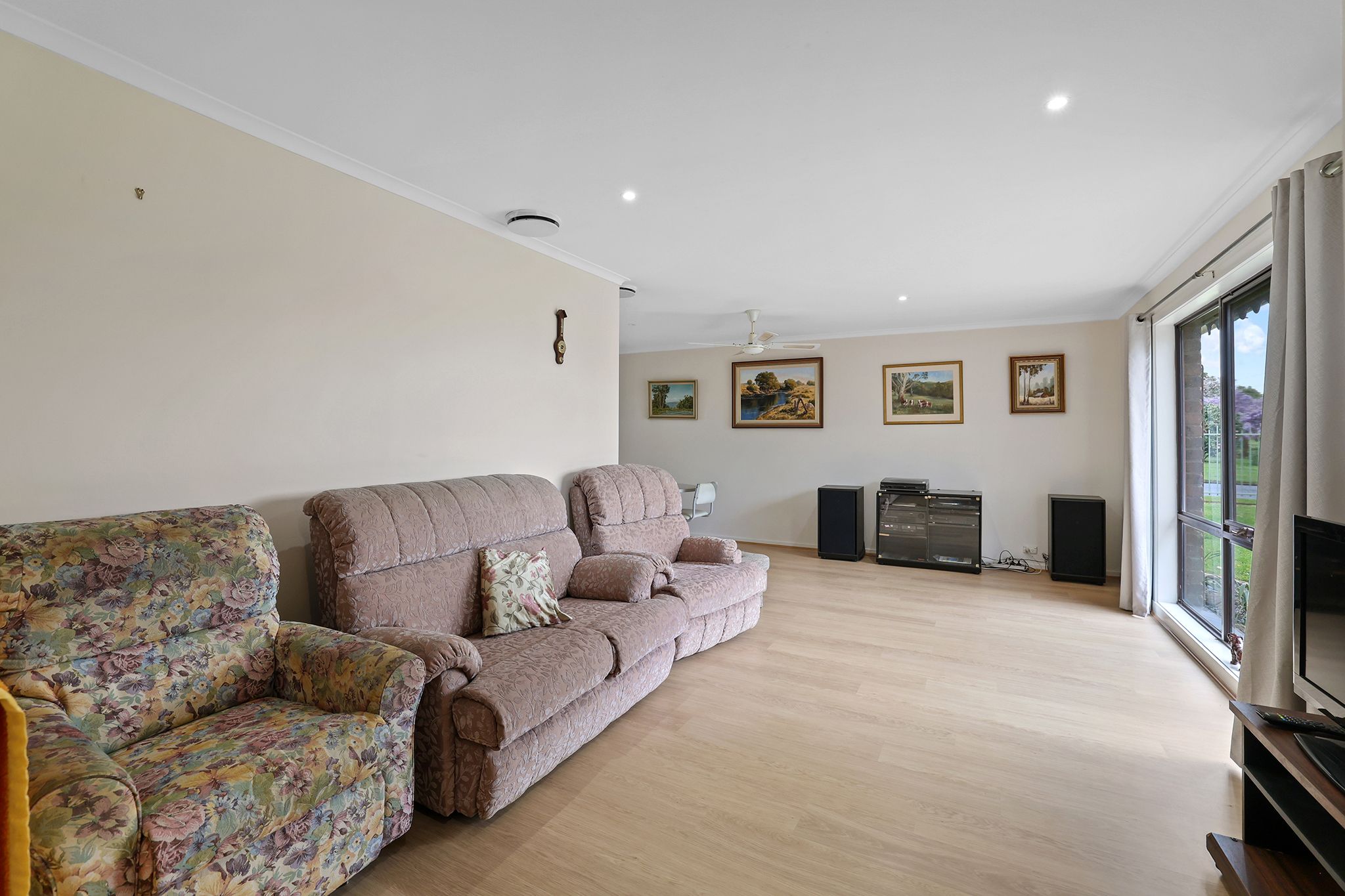9 Mclean Street — photo 7 of 27