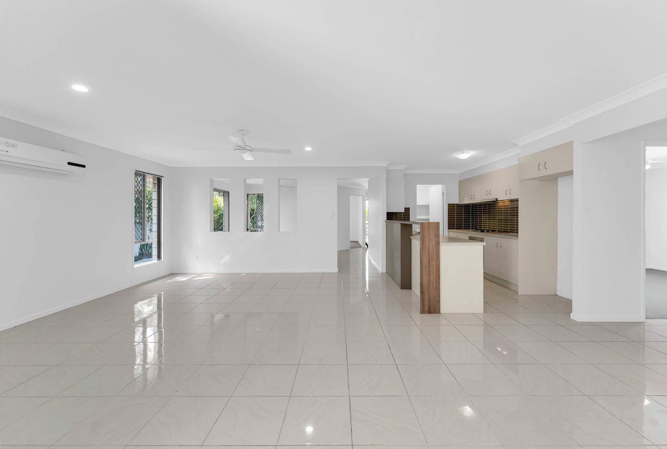 8 Filey Court, Berrinba, QLD 4117