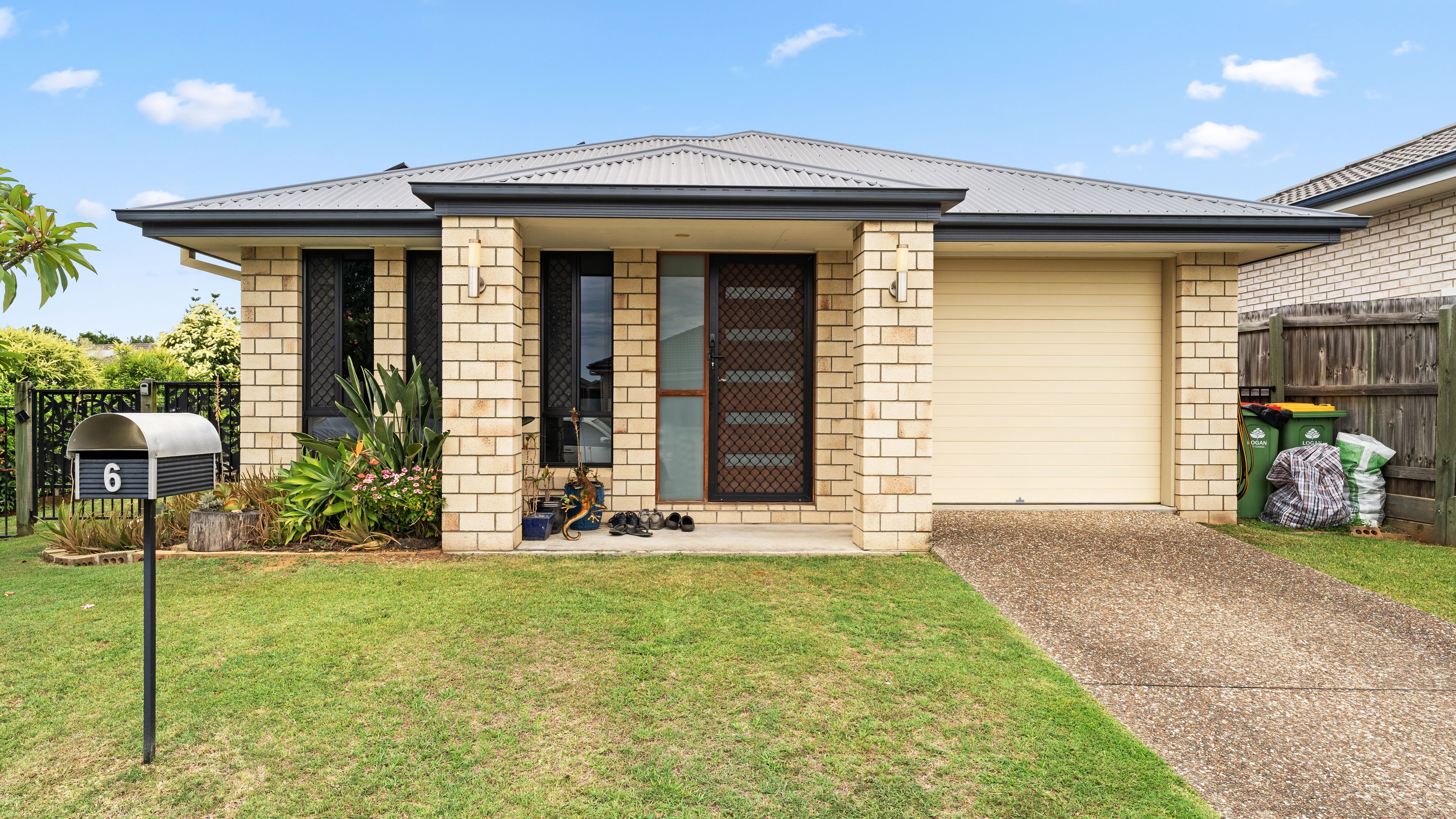 6 Alabaster Drive, Logan Reserve, QLD 4133