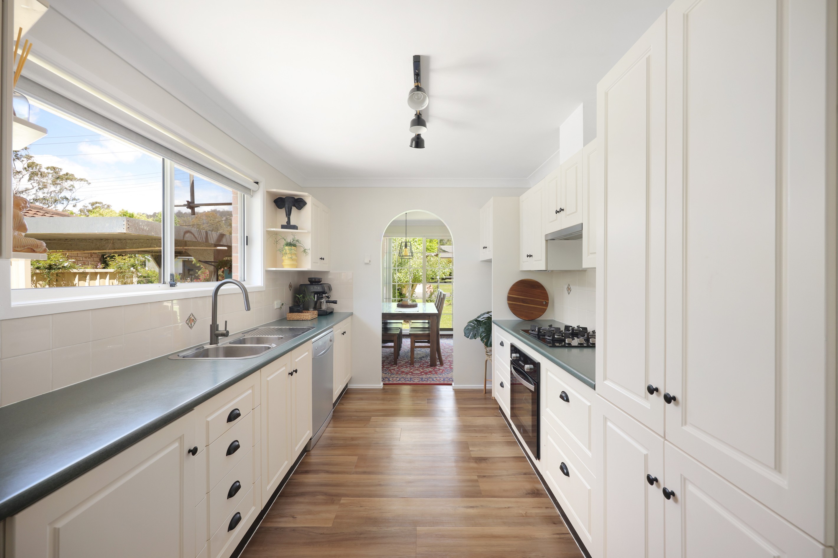 13 Spring Street, Mittagong, NSW 2575