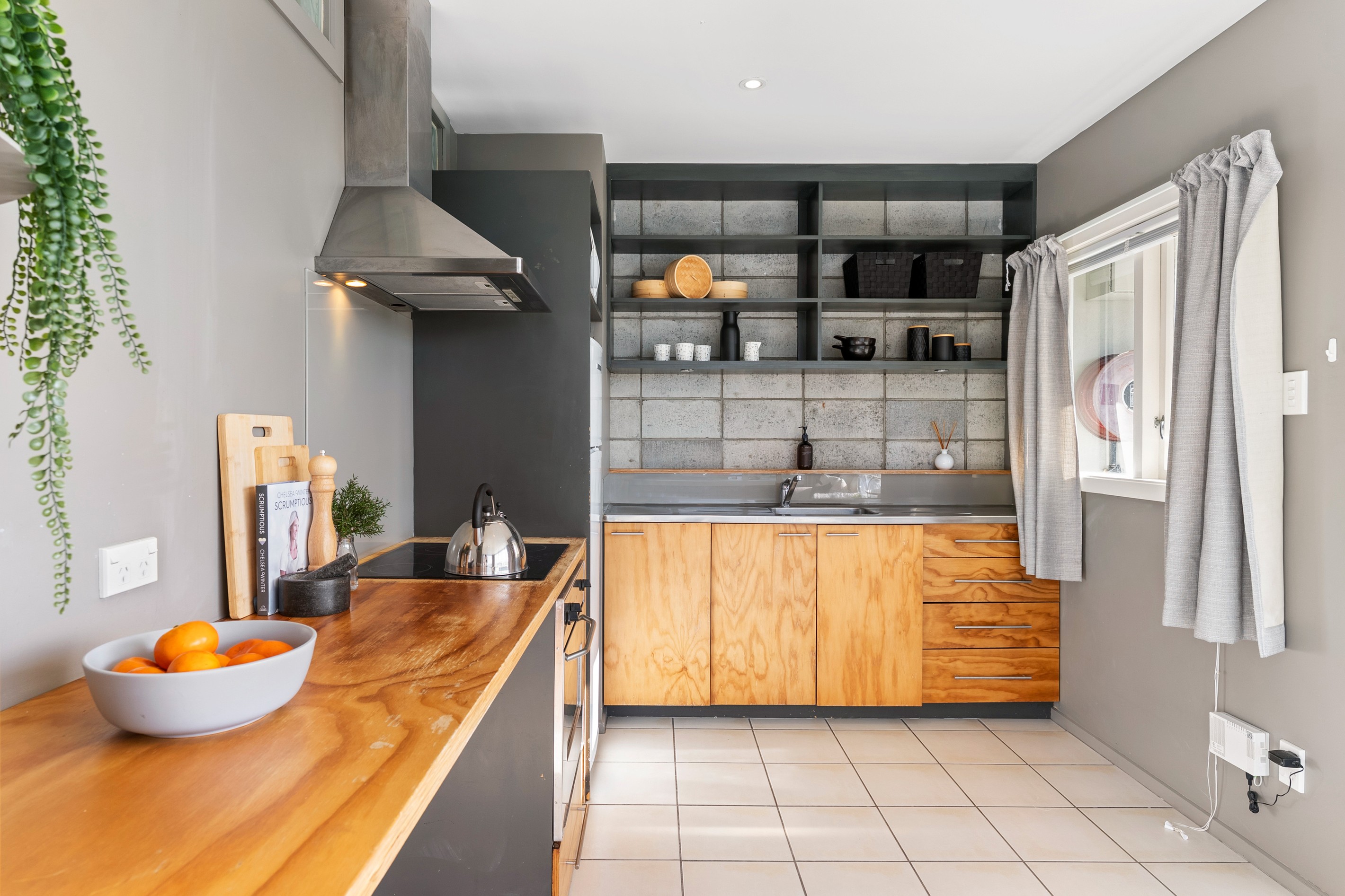 3/4 Kenwyn Terrace, Newtown, Wellington City