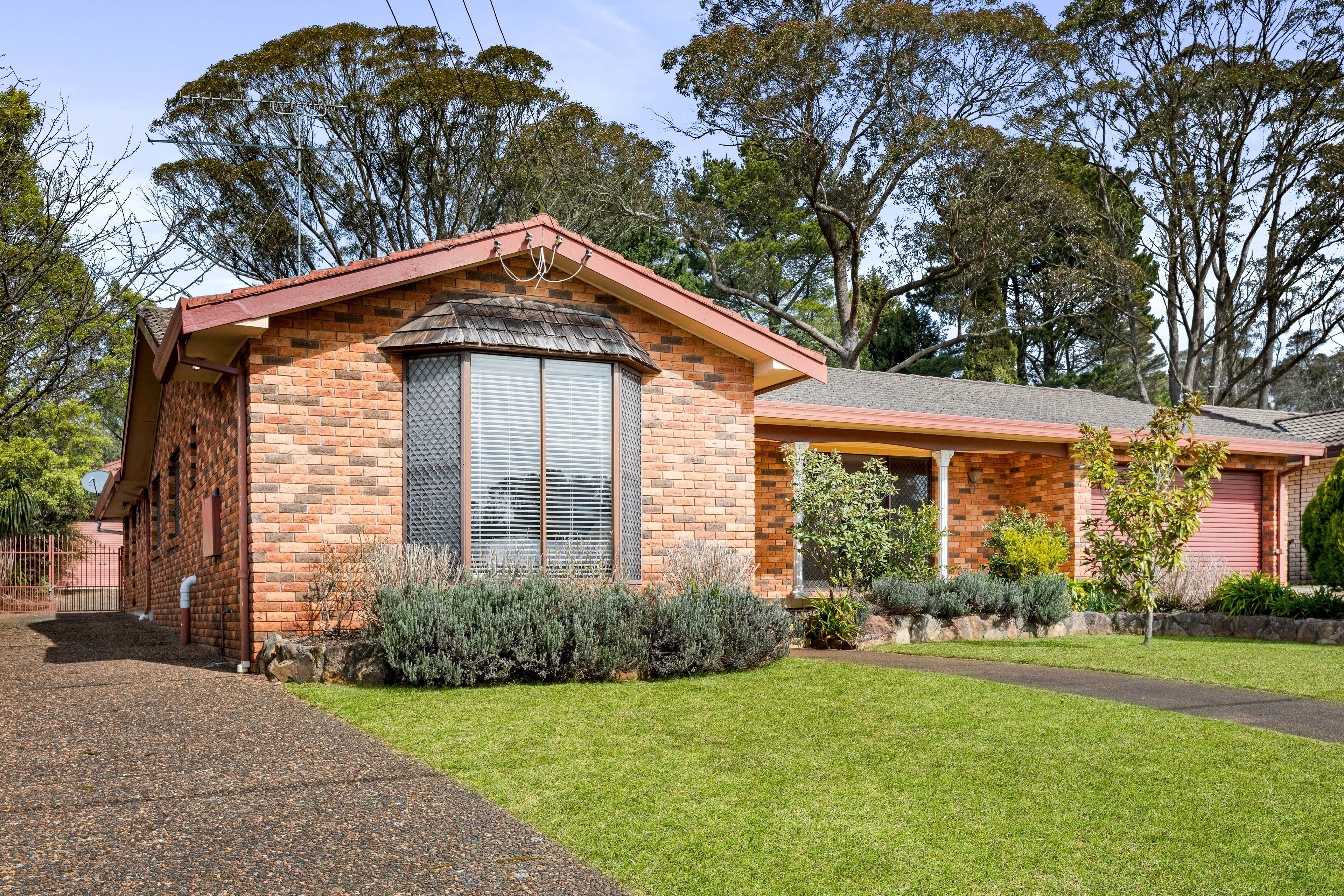 139 Evans Lookout Road — photo from Ray White Upper Blue Mountains