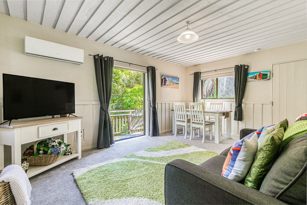 32 Eden Terrace, Onetangi, Waiheke Island