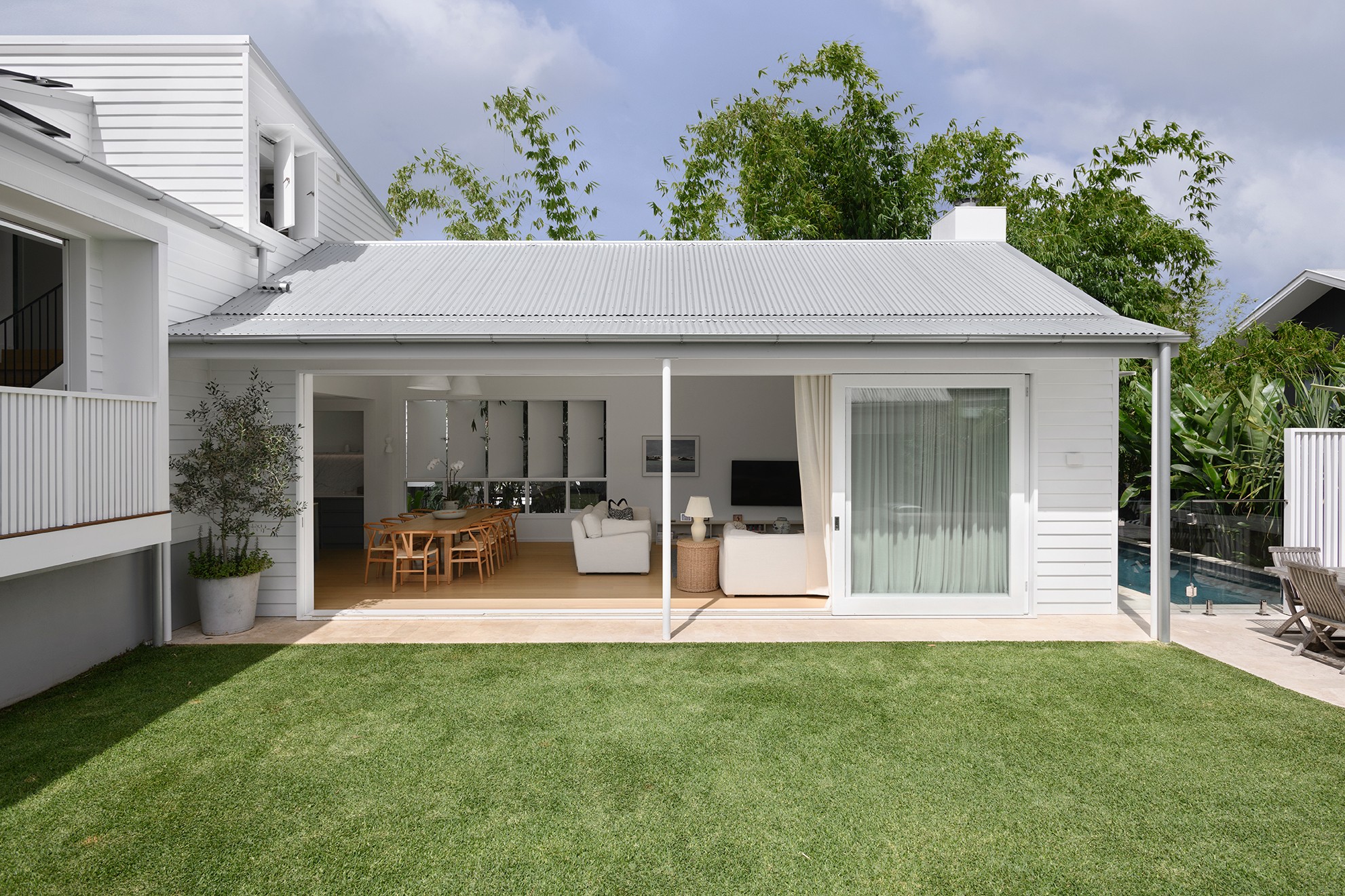 17 Blaxland Street, Milton, QLD 4064